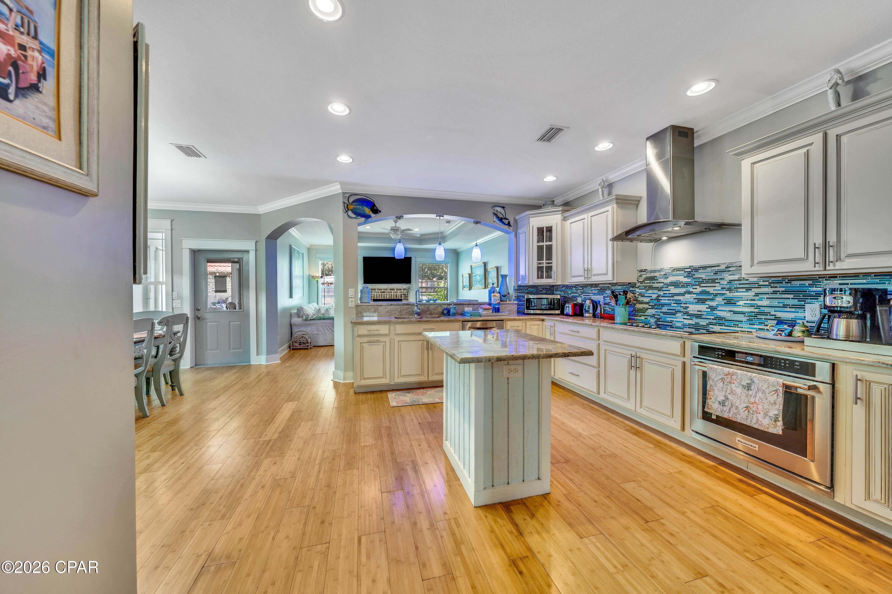 20756 West End Drive, Panama City Beach, FL 32413 thumbnail, photo 5 of 64