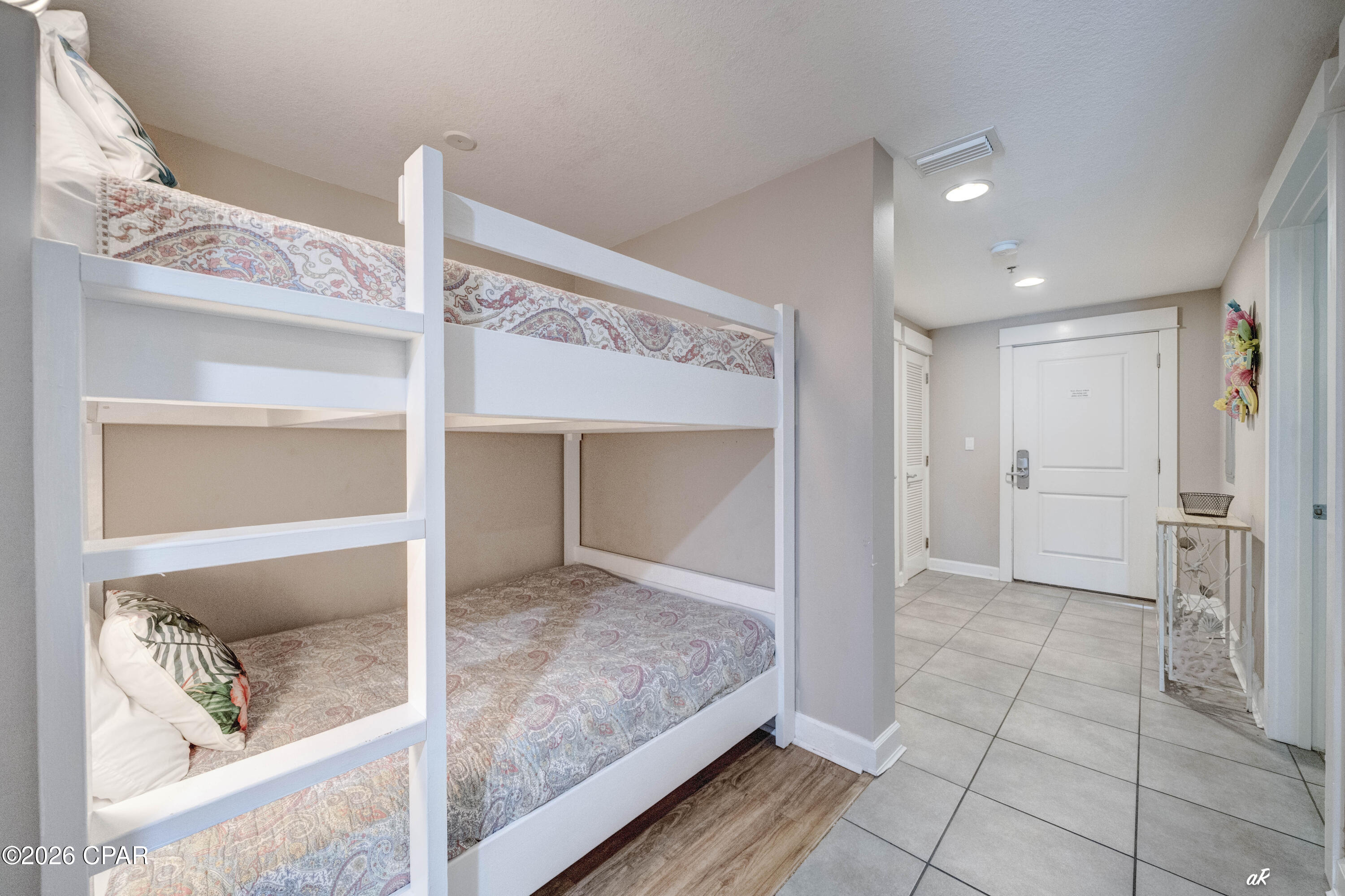11807 Front Beach Road 1-605