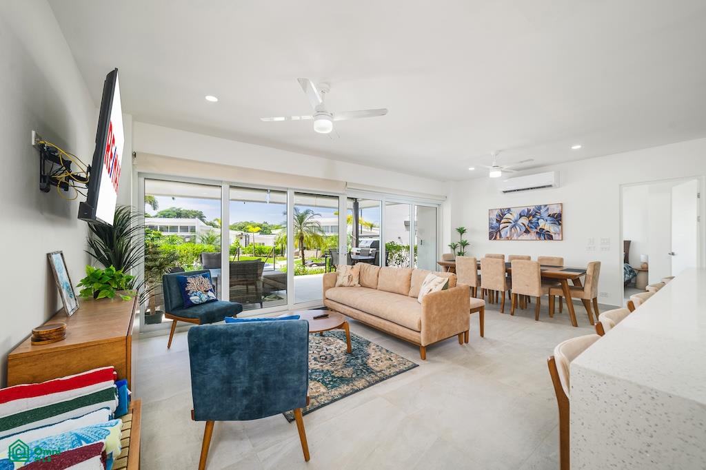 5 bed Single Family Homes For Sale in Tamarindo, Guanacaste - 1