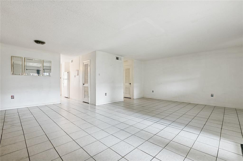 3rd image of 231 Wright Ave Ave, Gretna, LA 70056