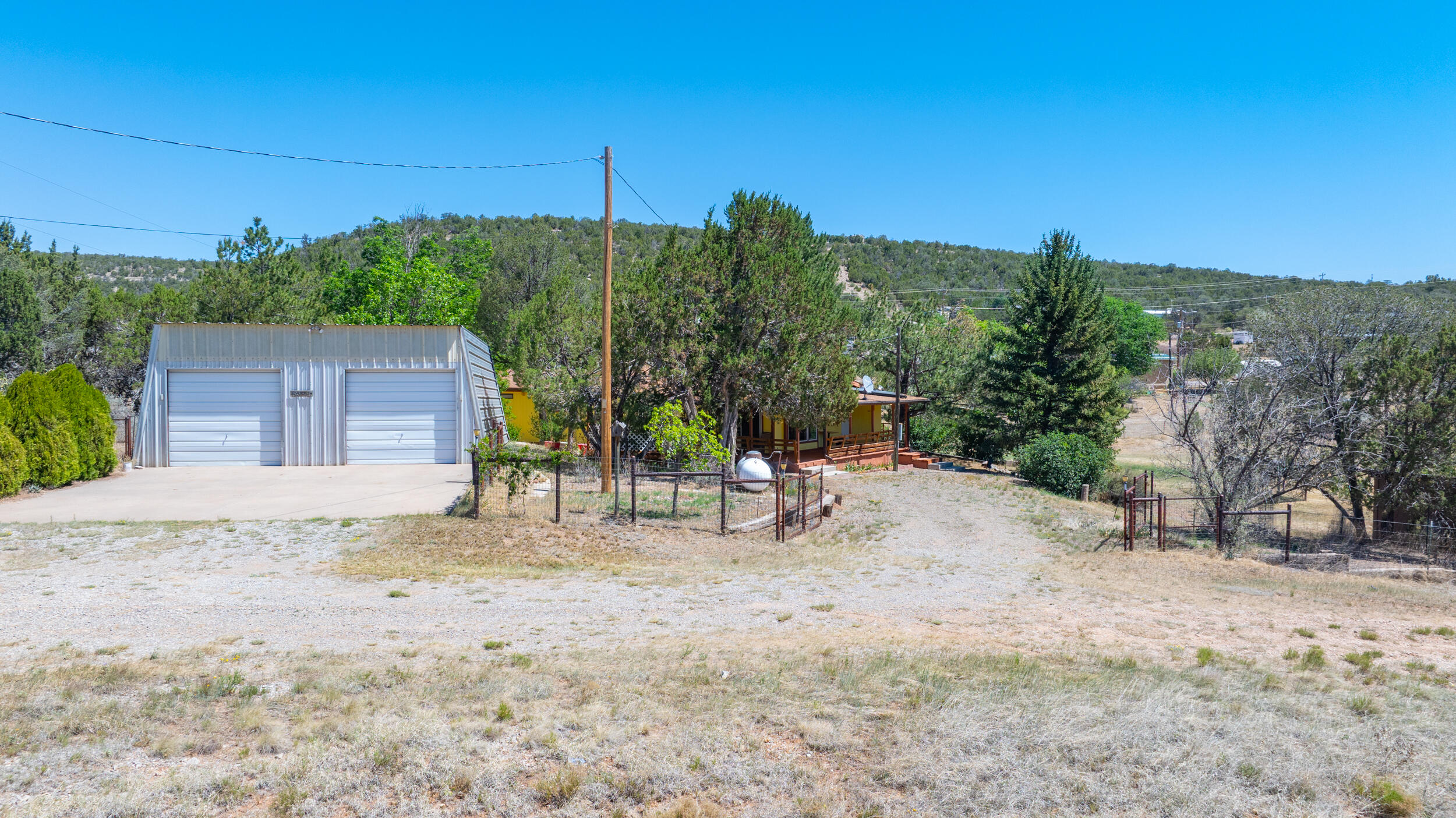 2nd image of 3 Evergreen Rd Ln, Edgewood, NM 87015 | MLS# 1106133
