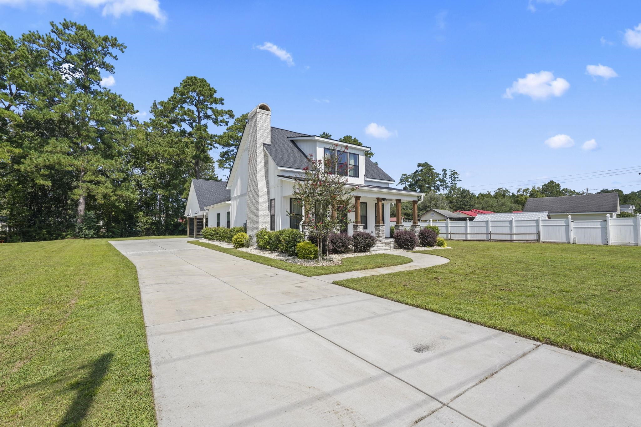 Photo 2 of Single family home for sale at 2487 Long Ave, Conway, SC 29526 | MLS# 2616032 | Listing updated on 2026-09-02