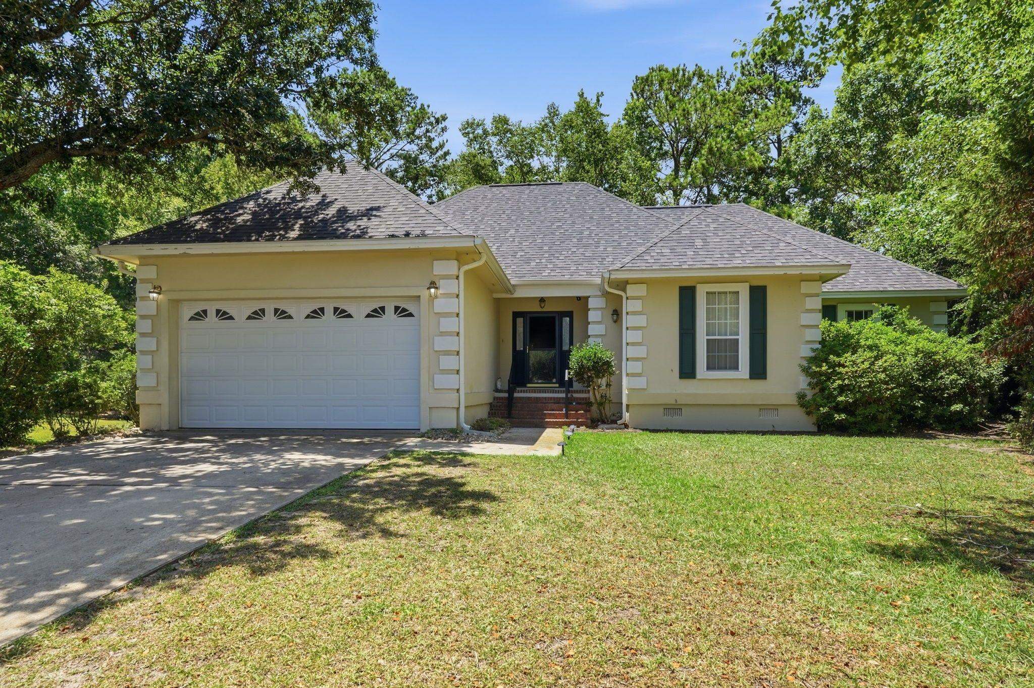 3092 Kings Ct. Little River, SC 29566