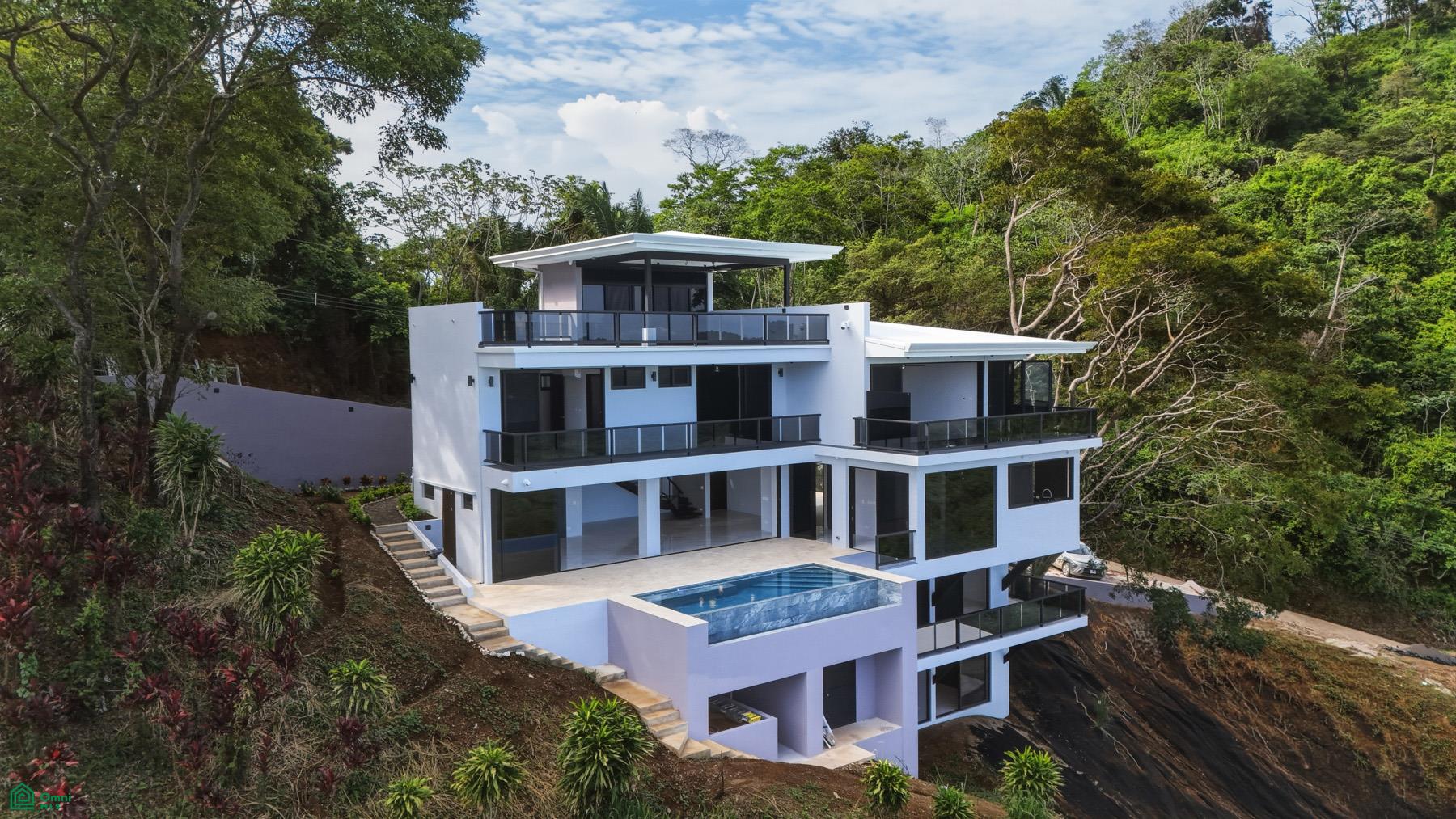 5 bed Single Family Homes For Sale in Nandayure, Guanacaste - 1