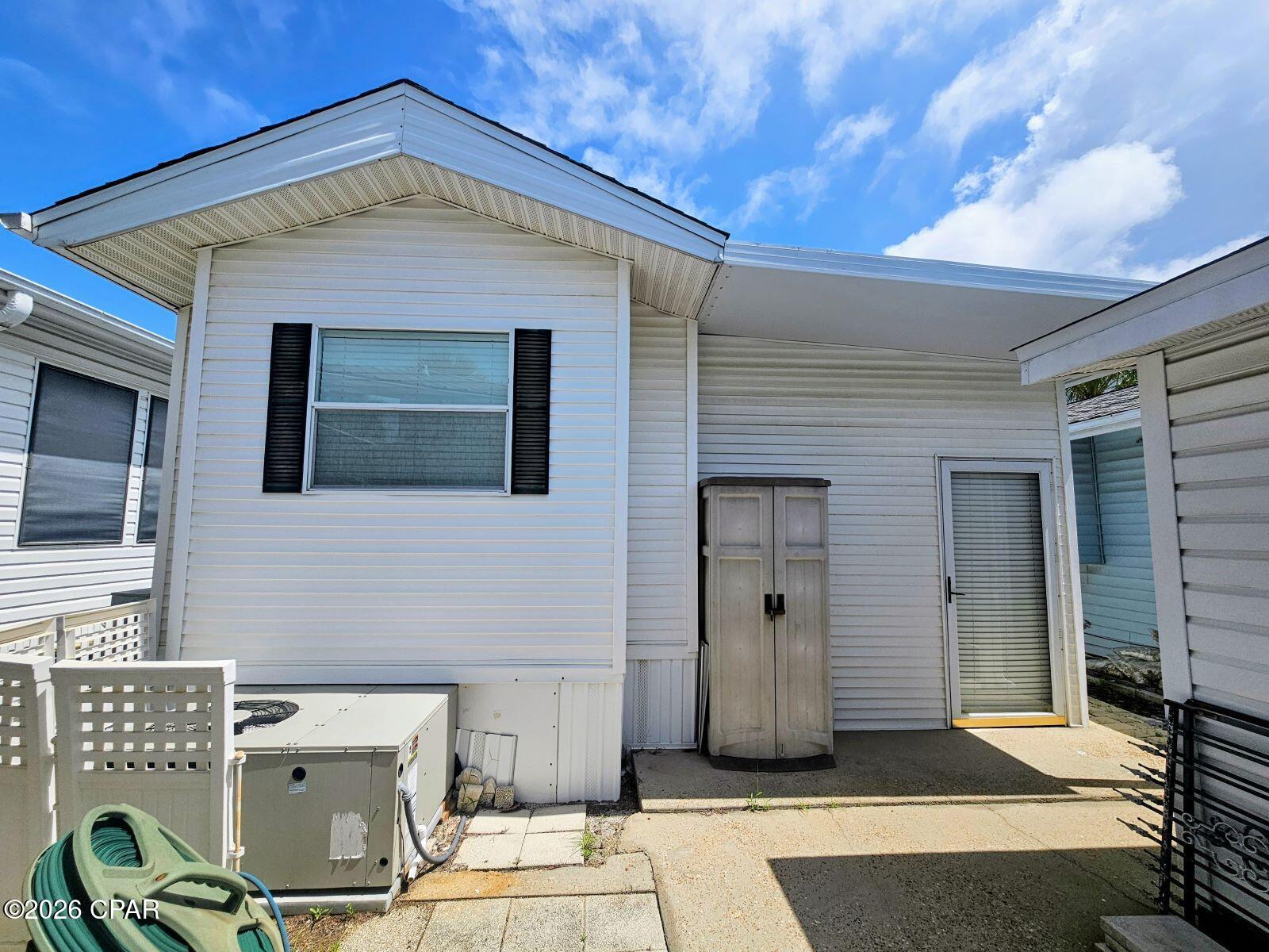 27 Gulf Drive, Panama City Beach, FL 32413 thumbnail, photo 4 of 38