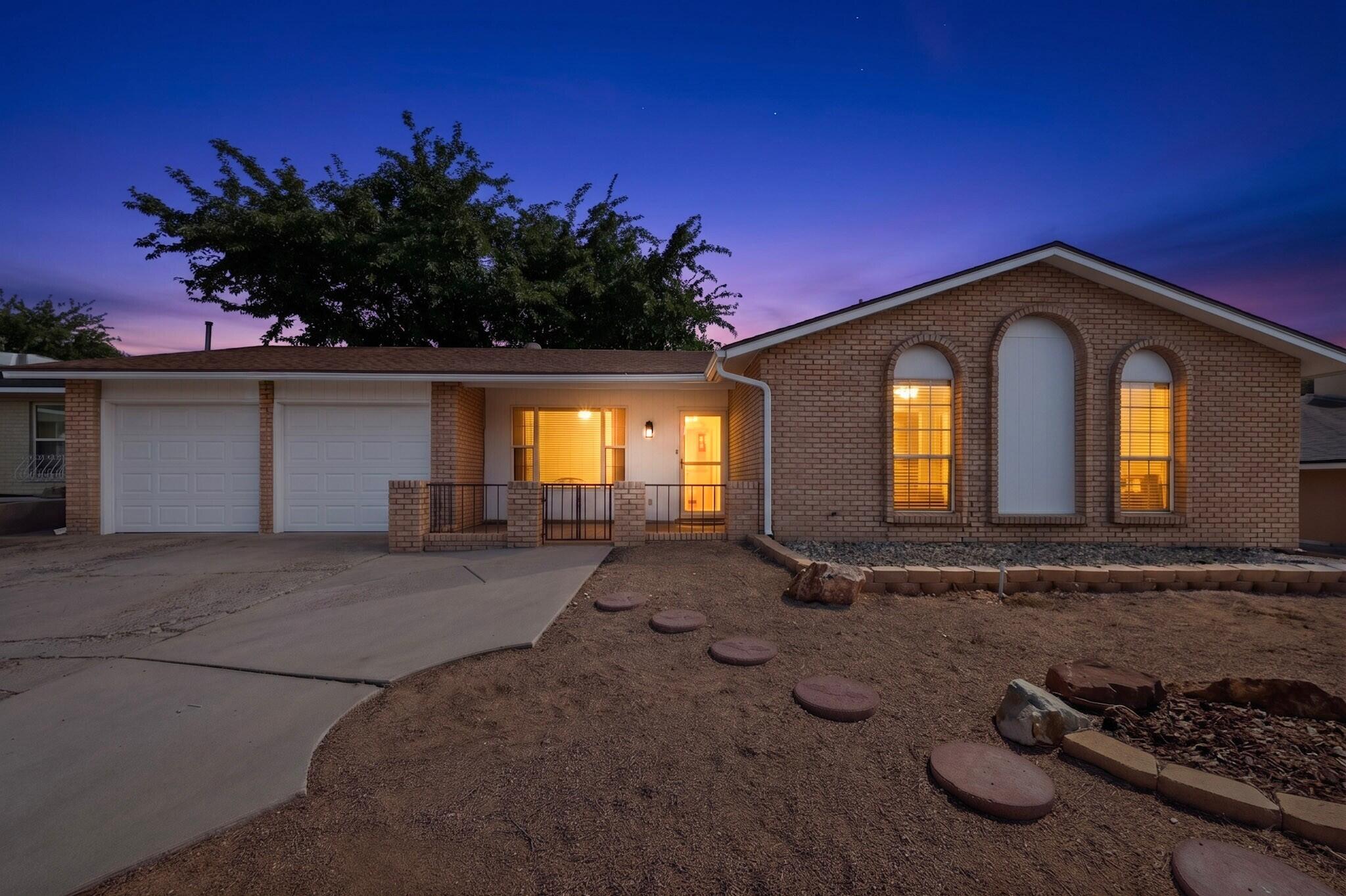 6424 Louise Place NE Albuquerque, NM 87109