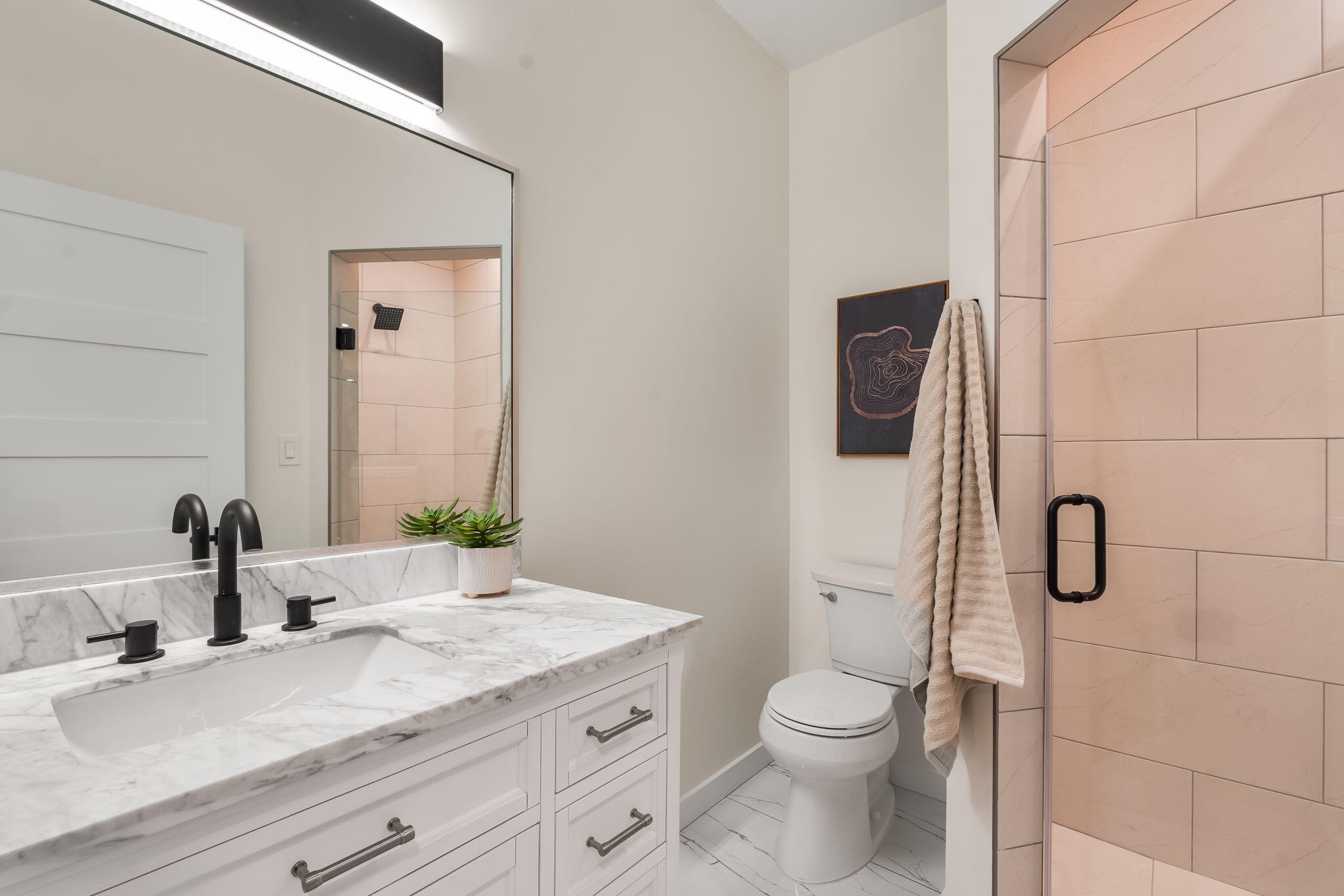Photo 5 — 1136 Turner Drive NE