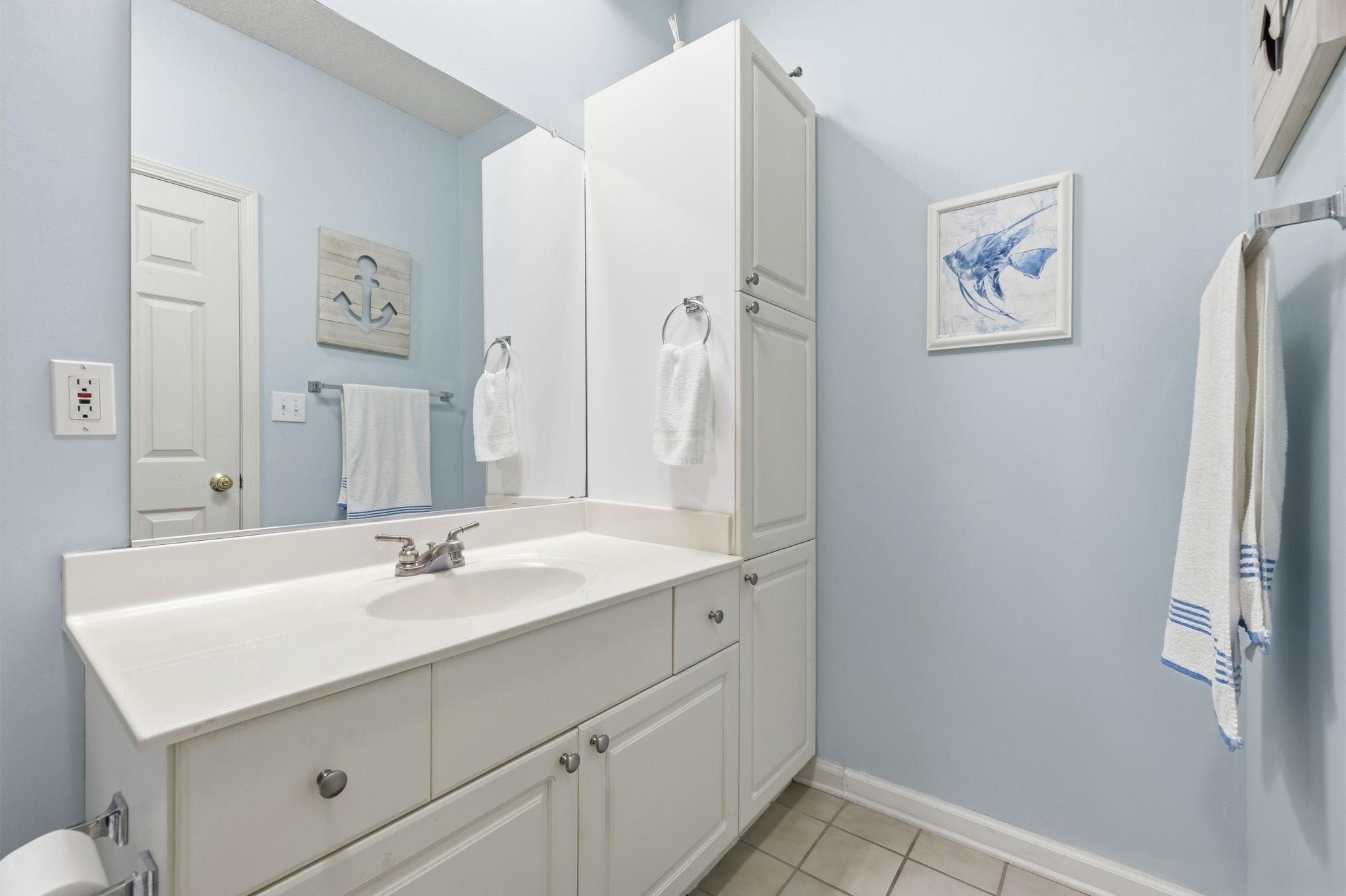 2616225 | Photo 24