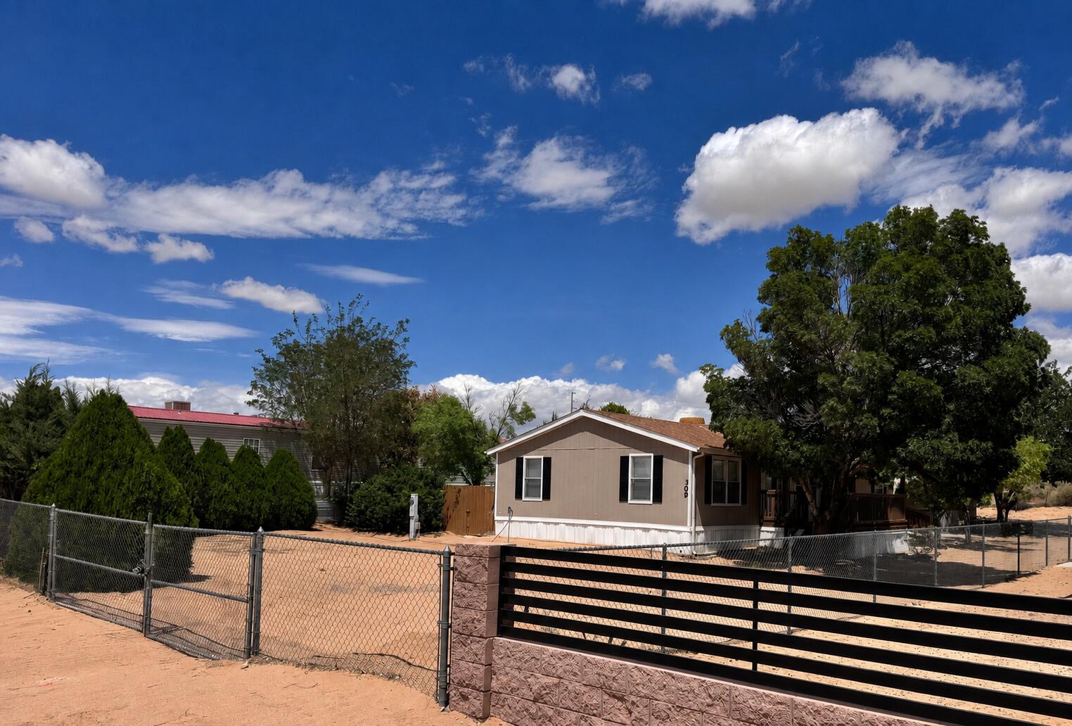 1st image of 309 10th Ave Sw, Rio Rancho, NM 87124 | MLS# 1106328