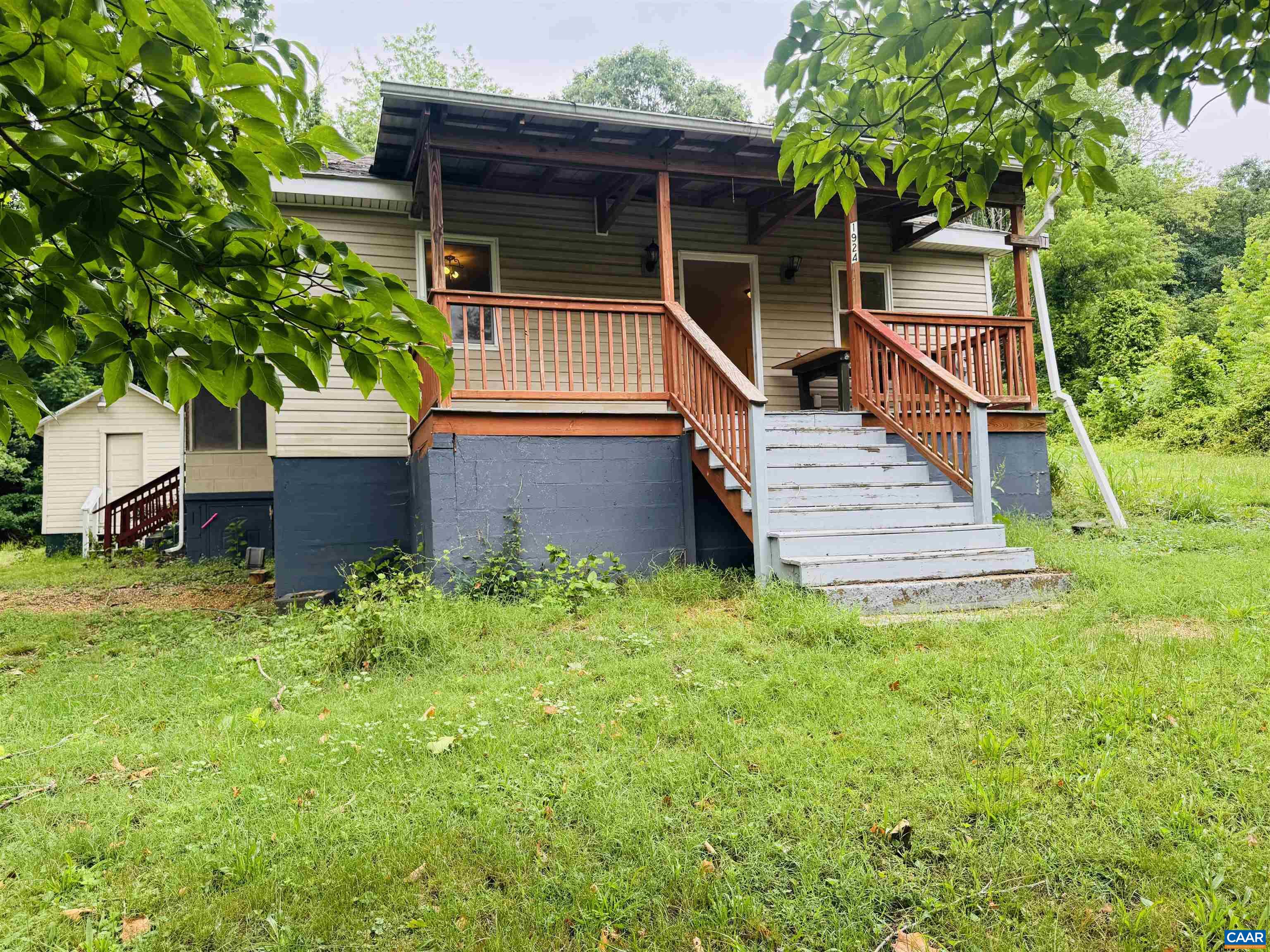 1924 MAIN ST, Waynesboro, VA 22980