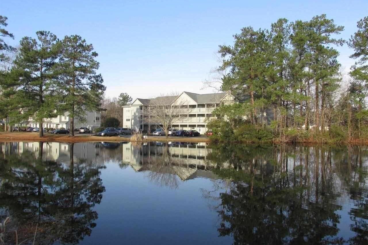 922 Fairwood Lakes Ln. UNIT #22-D Fairwood Lakes III Myrtle Beach, SC 29588