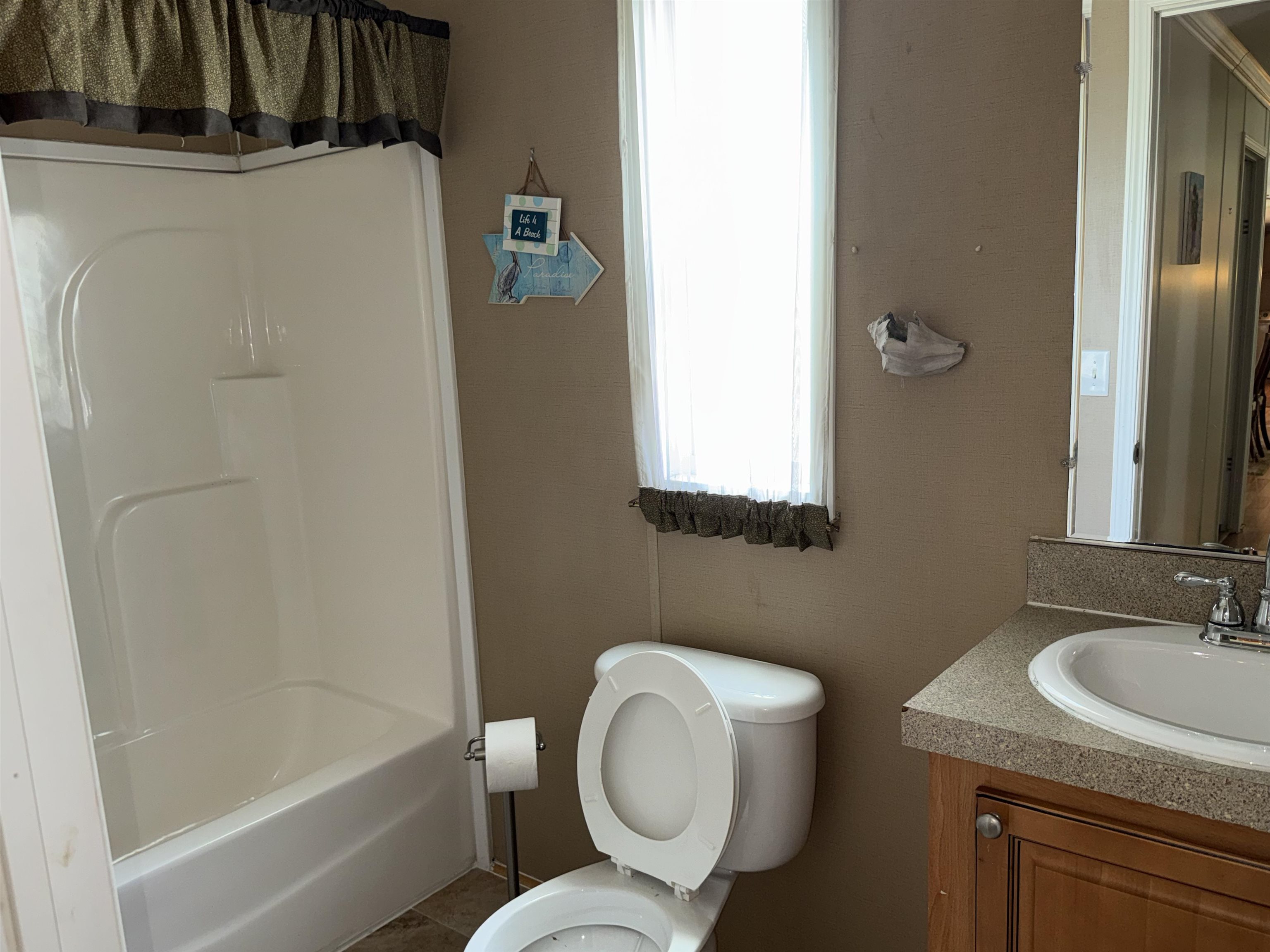 2616390 | Photo 23