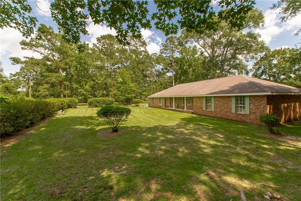 3rd image of 281 Oak Rd, Bogalusa, LA 70427 | MLS# 2565255