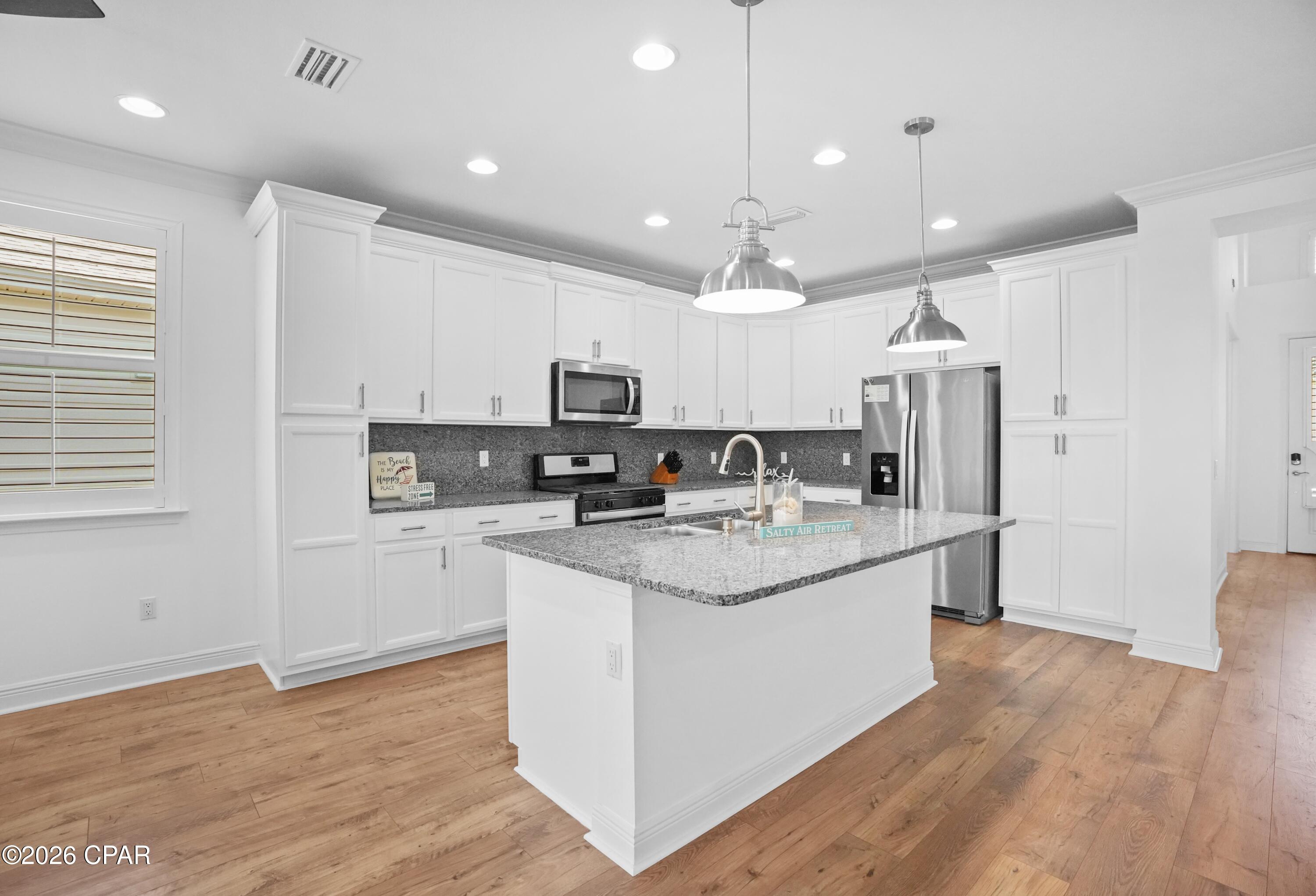 8470 Coral Reef Way, Panama City Beach, FL 32413 thumbnail, photo 15 of 100