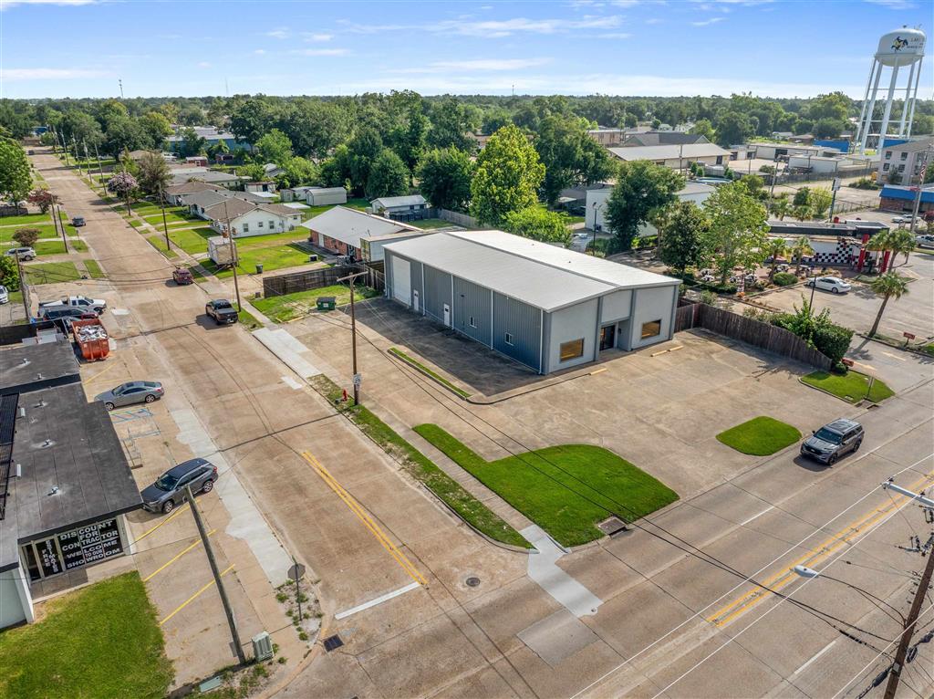 505 E Prien Lake Rd Road — photo 2