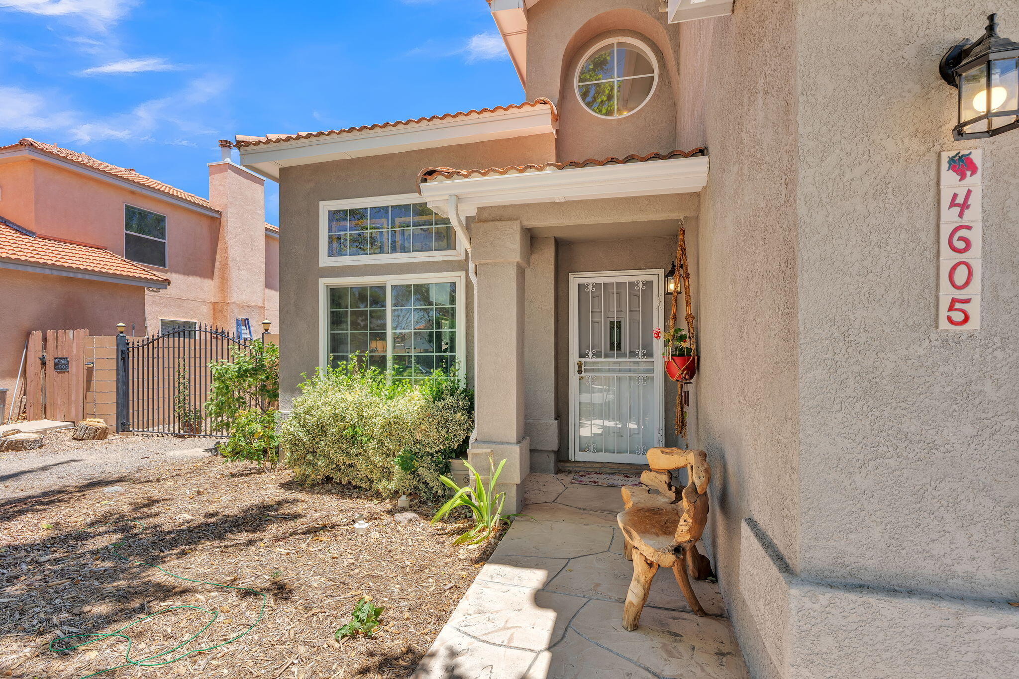 Photo 3 of Sale Pending at 4605 Mesa Encantada Ct Nw, Albuquerque, NM 87120 | MLS# 1106473 | Listing updated on 2026-10-21