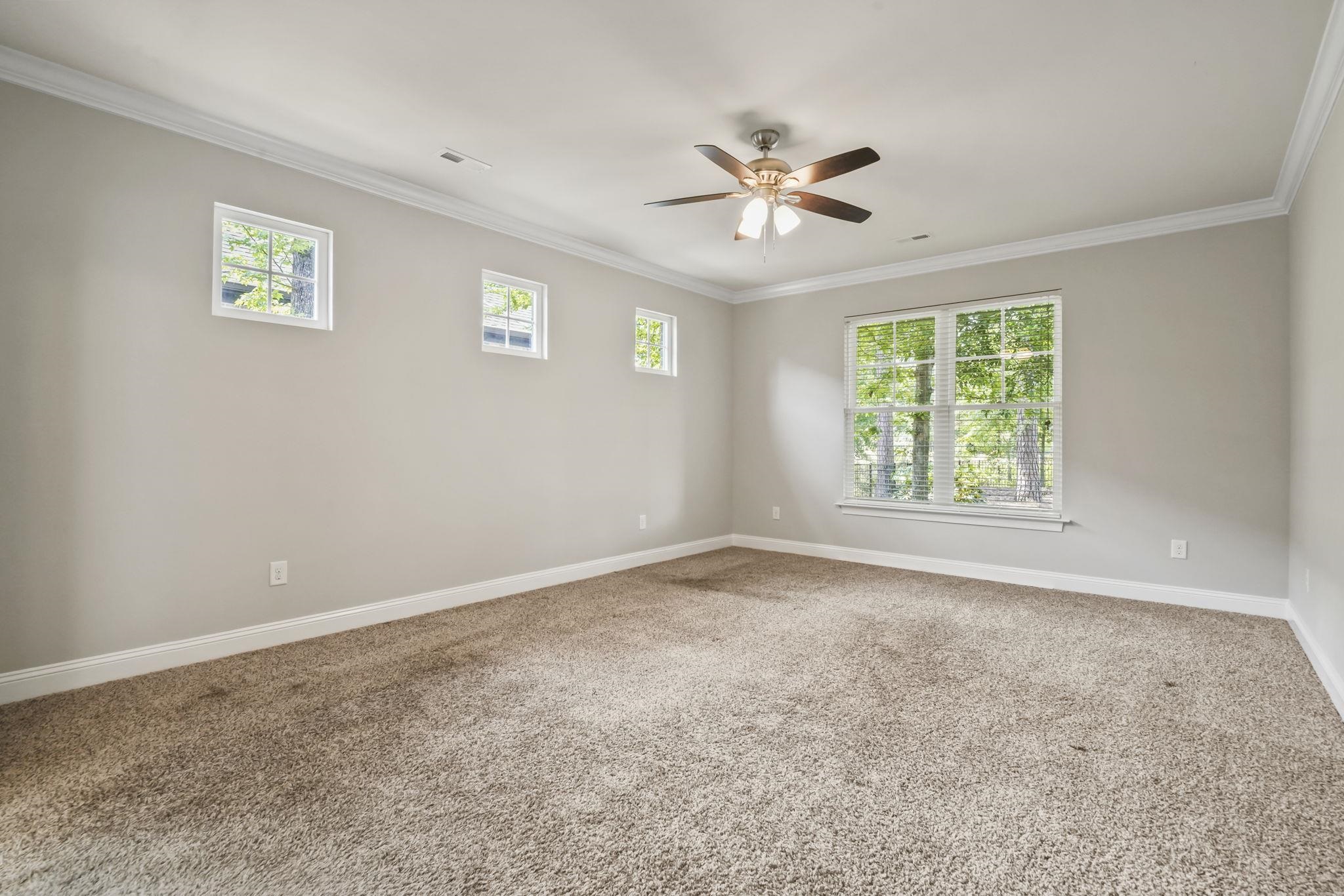 2616503 | Photo 27