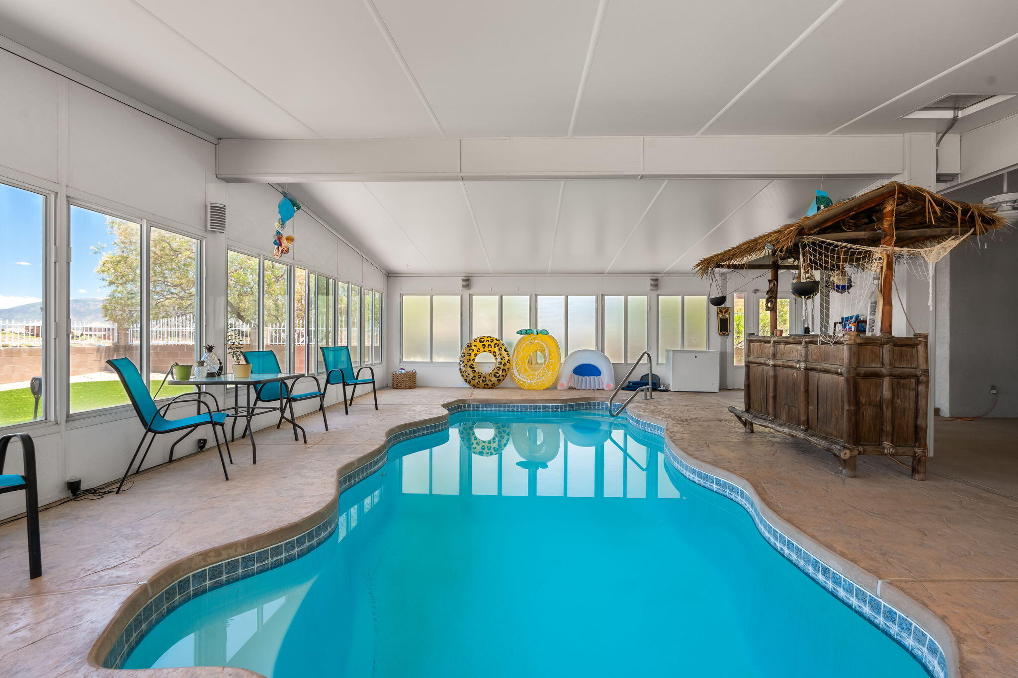Photo 15 — 2869 Chessman Drive SE