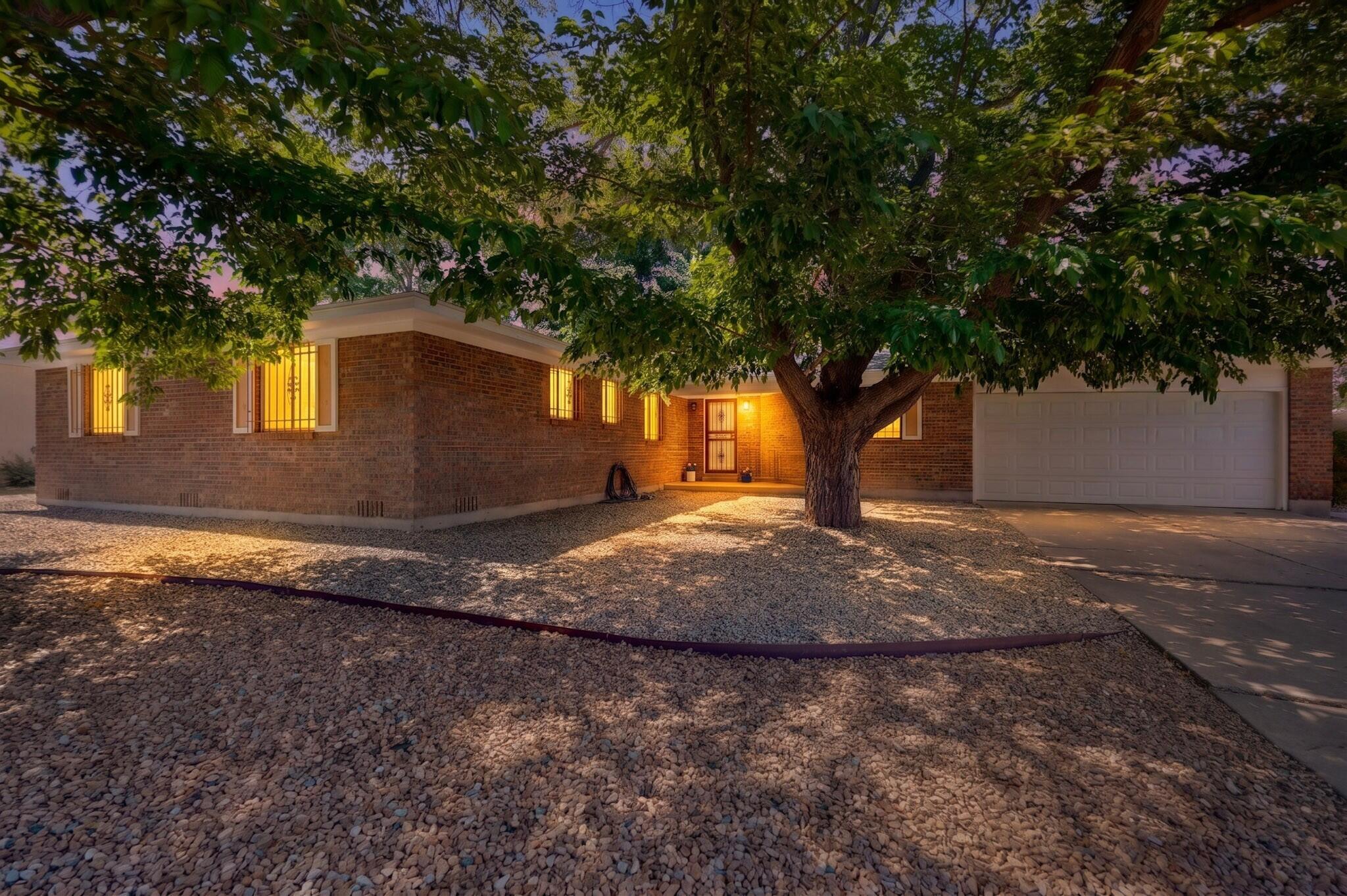 7700 Pickard Avenue NE, Albuquerque