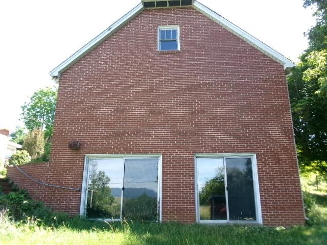 1604 Parkersburg Tpke