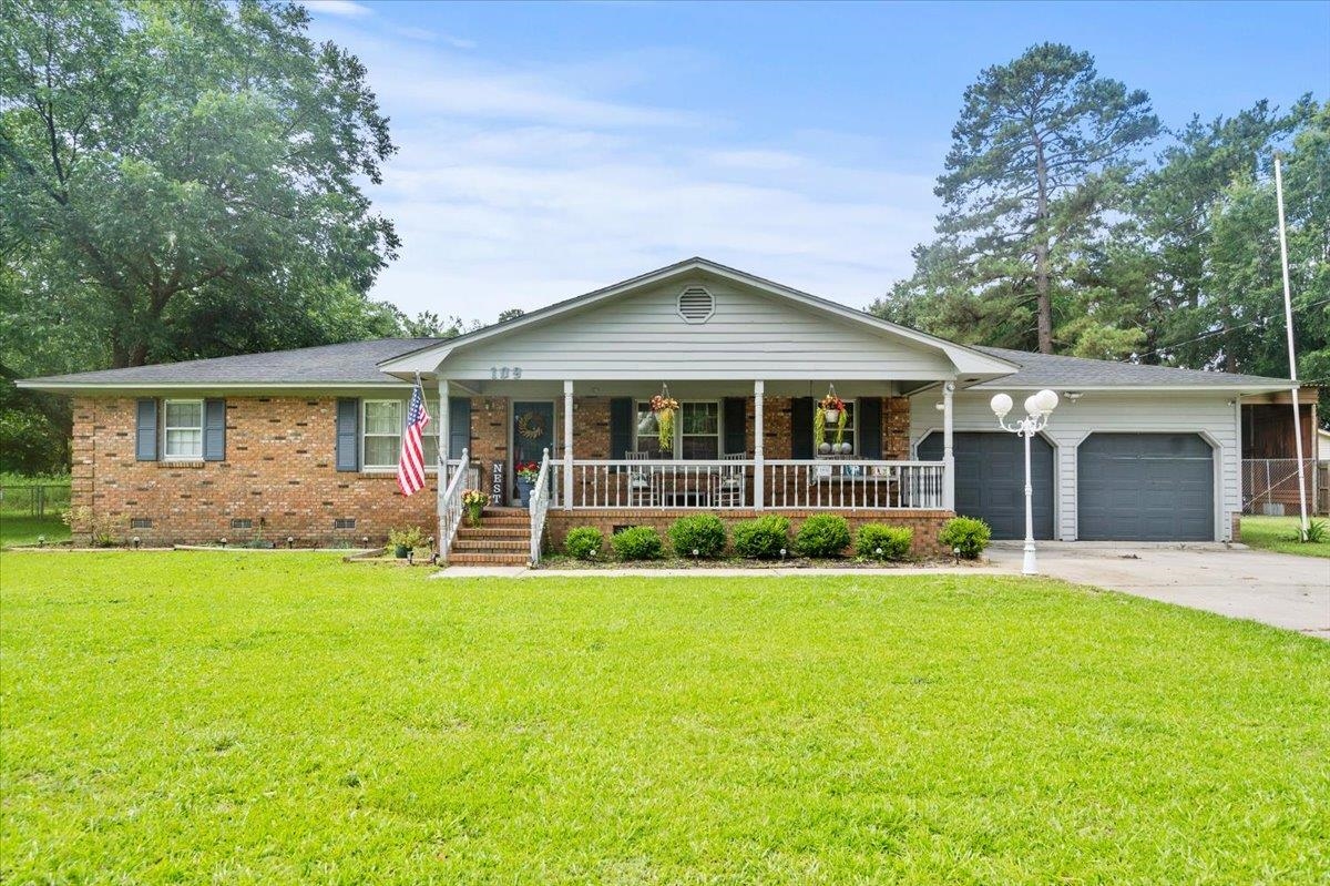 Photo 2 of Single family home for sale at 109 Oakdale Ct, Marion, SC 29571 | MLS# 2616621 | Listing updated on 2026-10-11