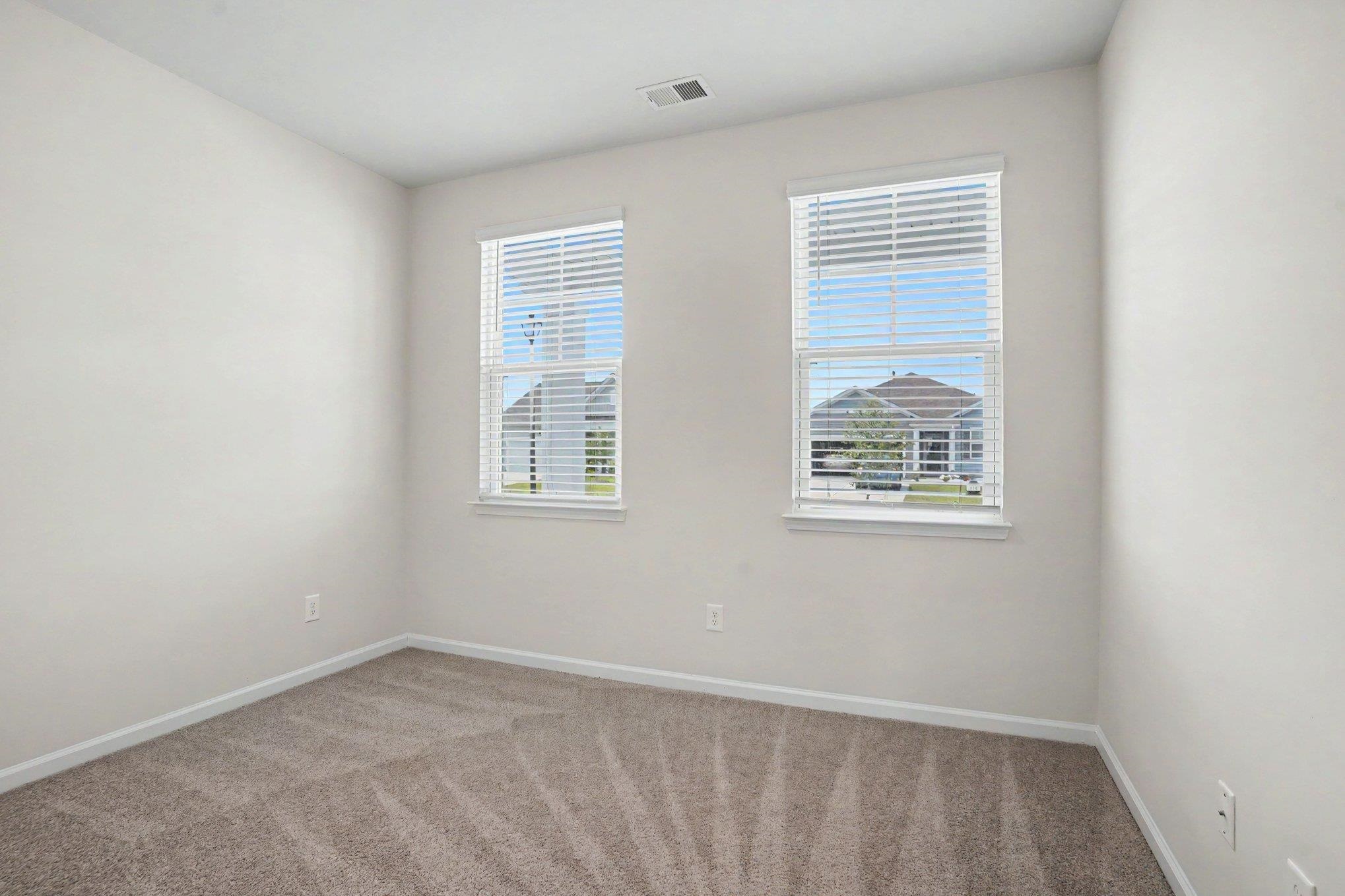 2616651 | Photo 24