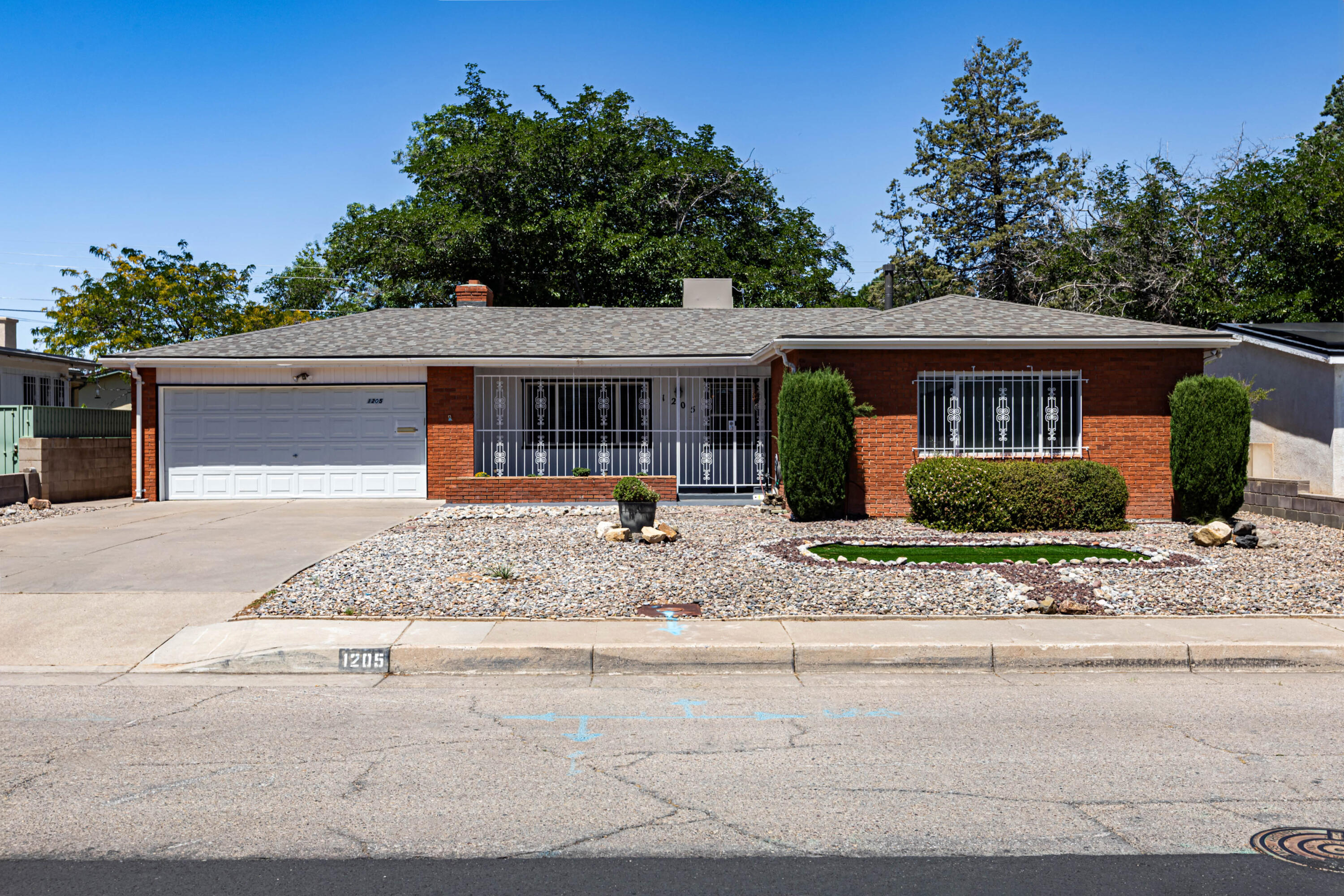 1205 Espanola Street, Albuquerque NM 87110