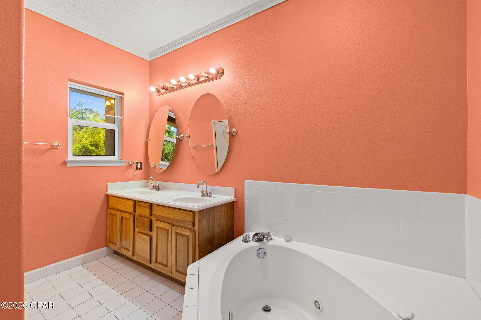 6220 N Lagoon Drive, Panama City Beach, FL 32408 thumbnail, photo 17 of 30