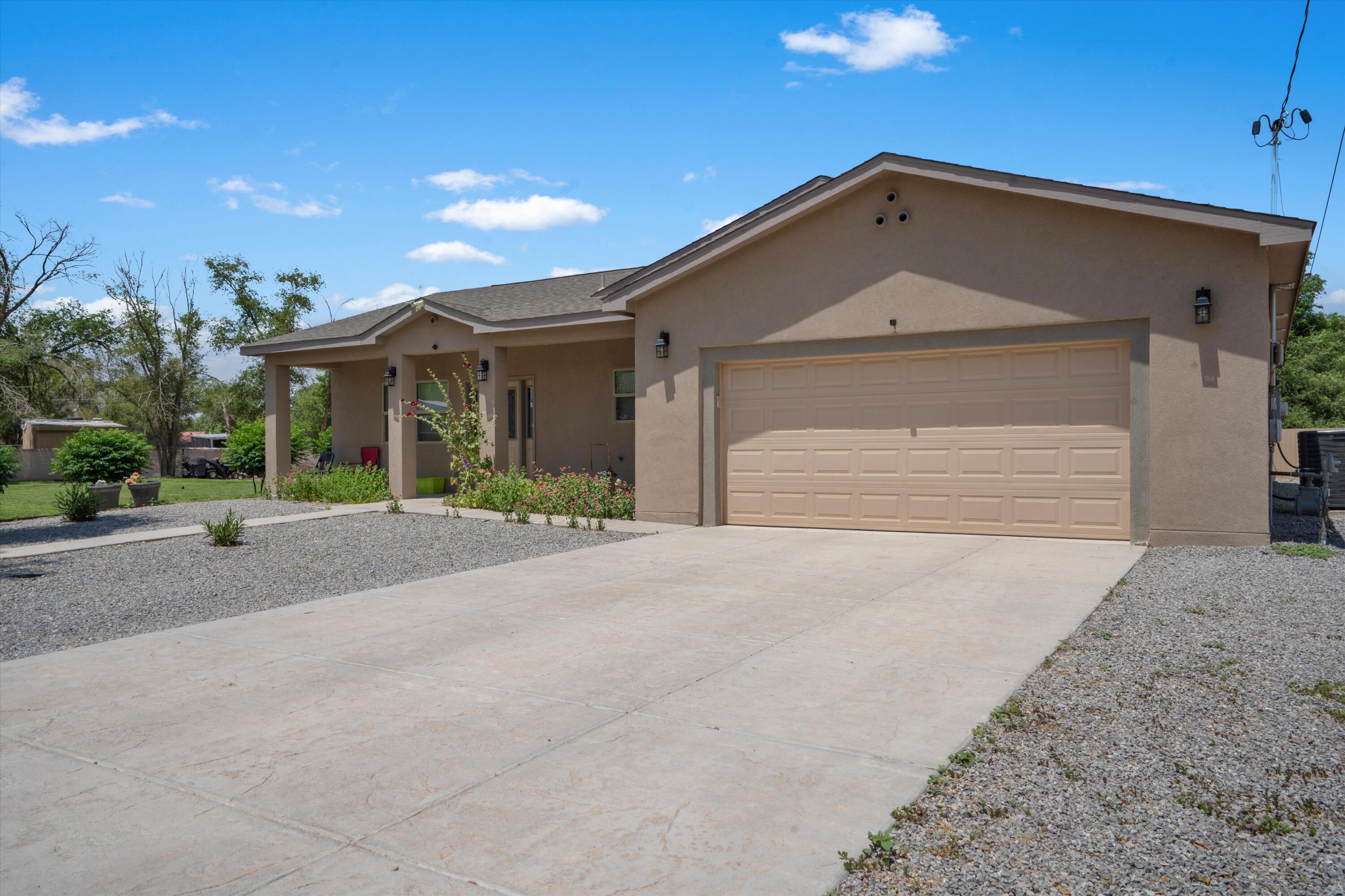 9 Elias Road Los Lunas, NM 87031