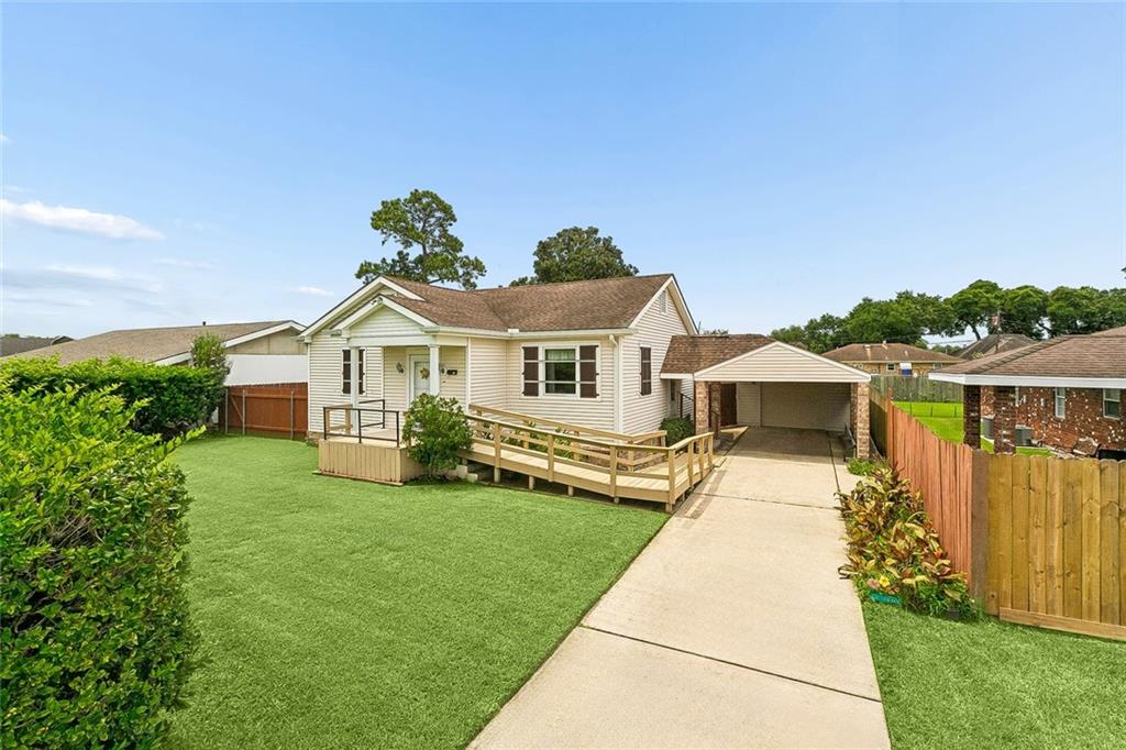 Photo 2 of Sale Pending at 105 Yorke St, Belle Chasse, LA 70037 | MLS# 2566101 | Listing updated on 2026-09-10