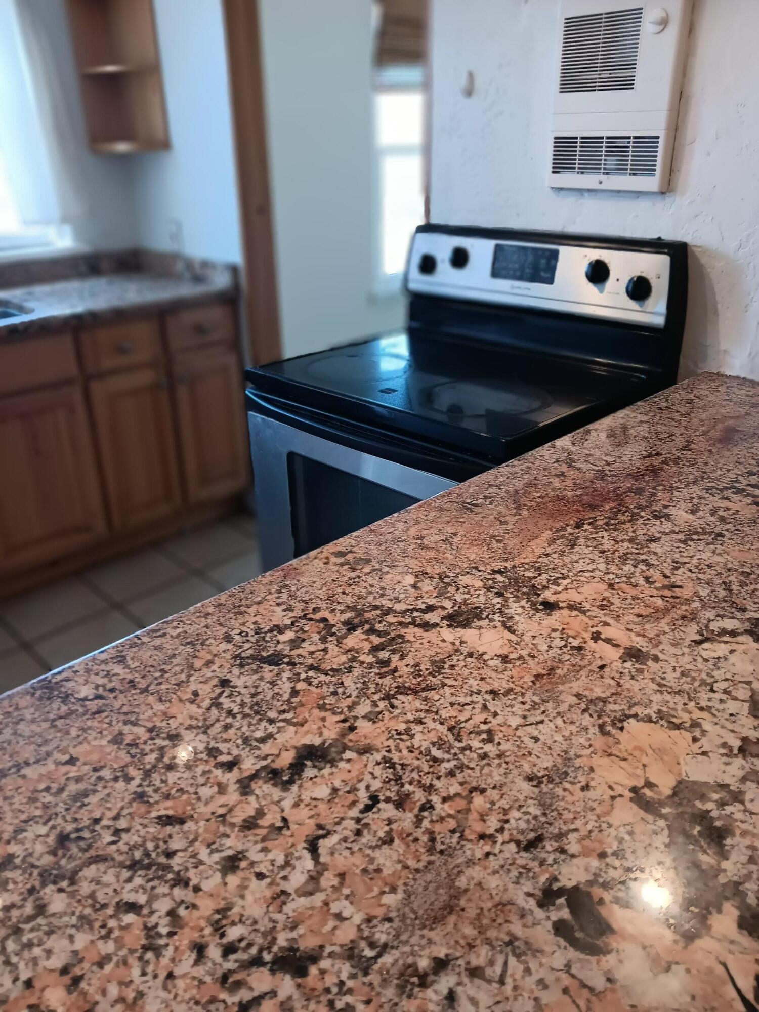 3rd image of 209 Edith Blvd Ne, Albuquerque, NM 87102 | MLS# 1106657