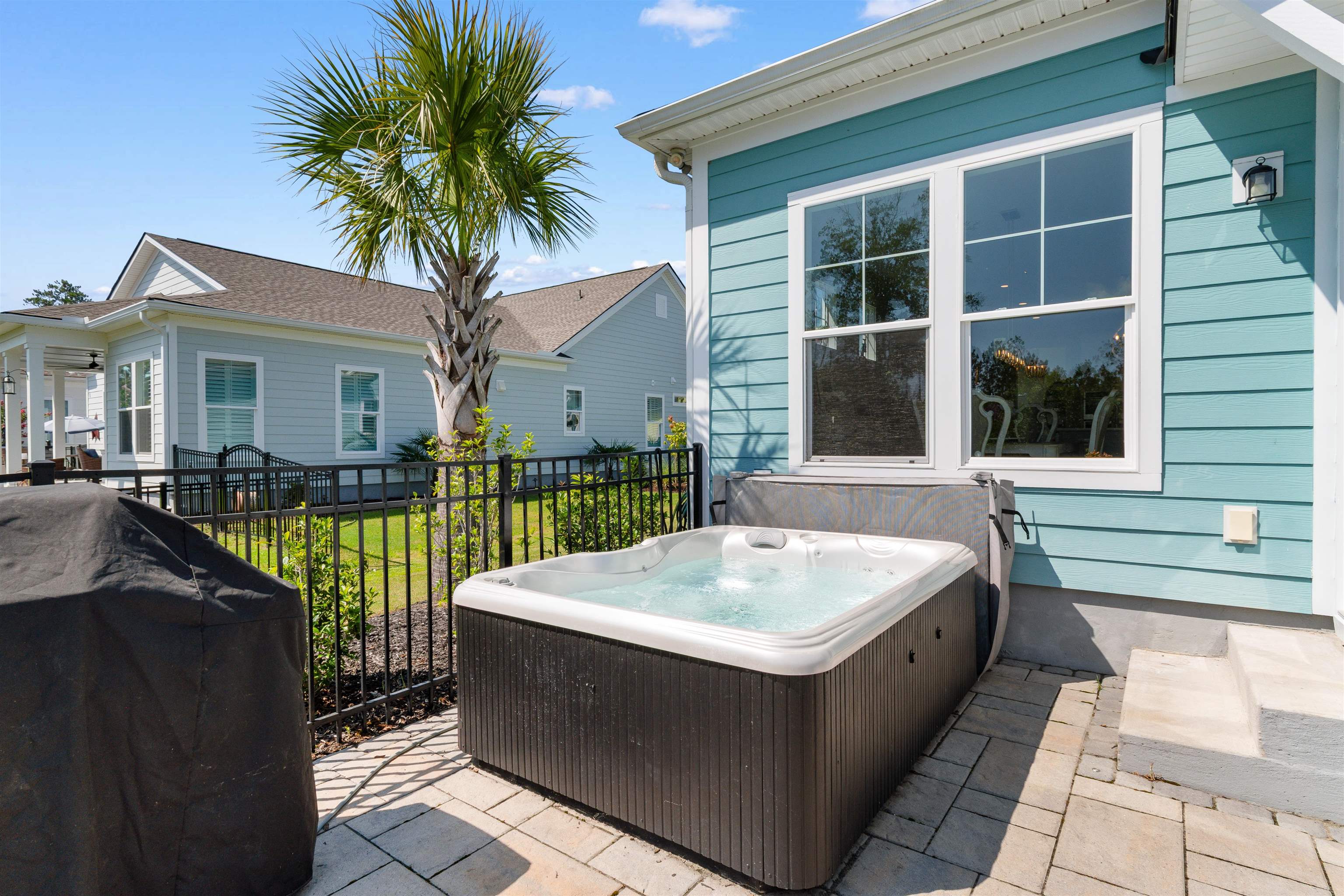 4008 McKinney Dr. 