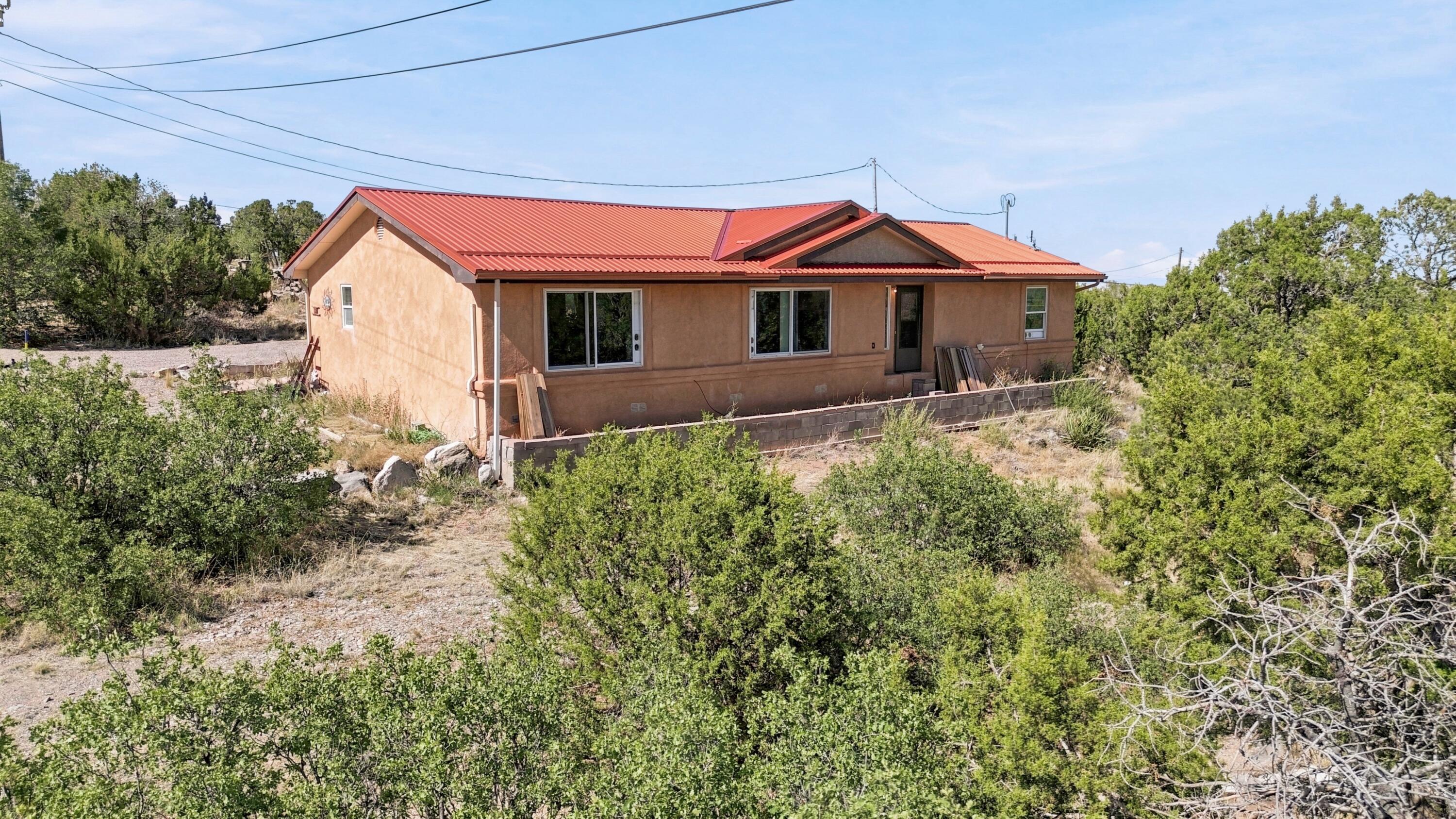 2 Walker Court, Edgewood