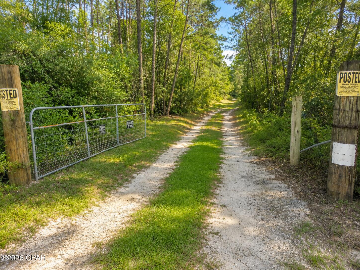 Homes for sale in Defuniak Springs, FL | 183 Deer Trl, Defuniak Springs, FL 32433 | MLS# 792209