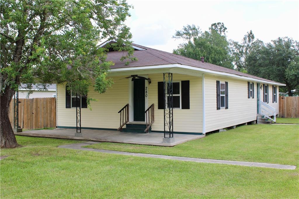 2nd image of 280 N 4th St, Ponchatoula, LA 70454 | MLS# 2566200