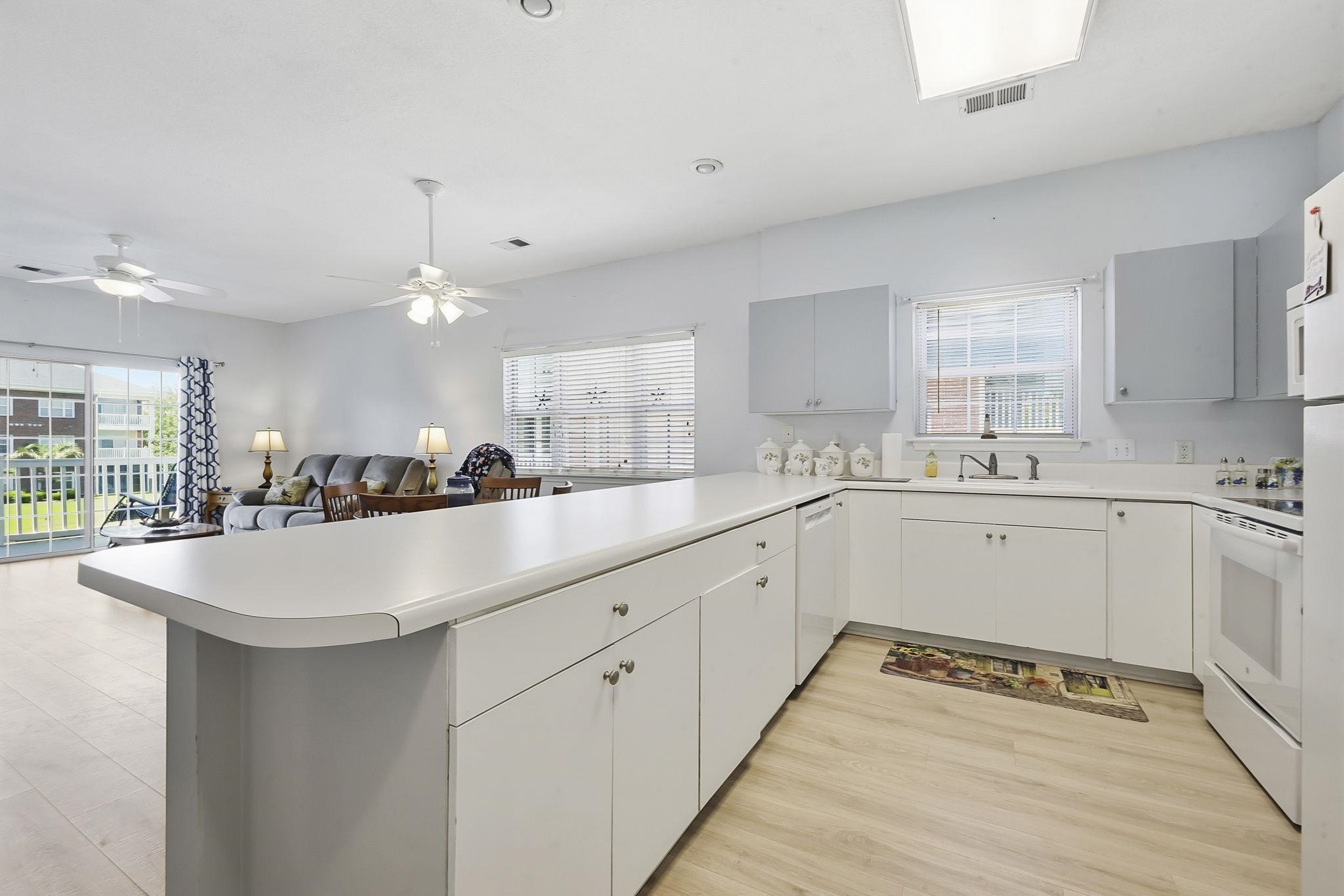 4th image of 3923 Gladiola Ct, Myrtle Beach, SC 29588