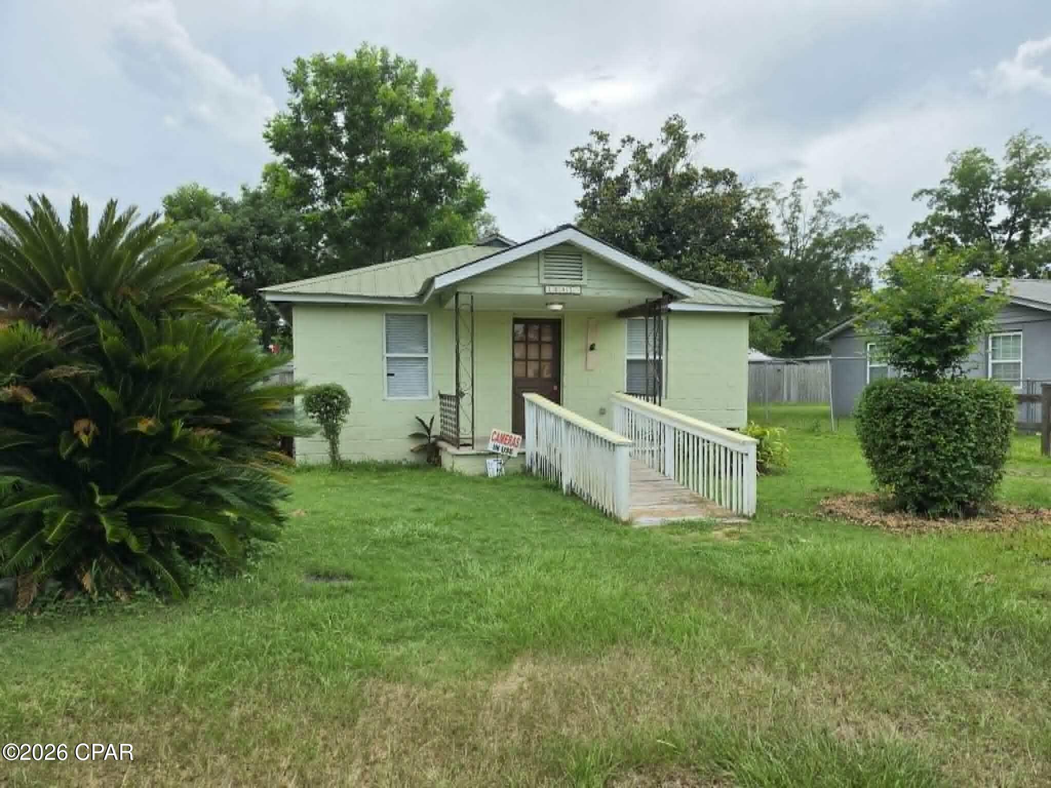 Homes for sale in Cottondale, FL | 2643 Church St, Cottondale, FL 32431 | MLS# 792271