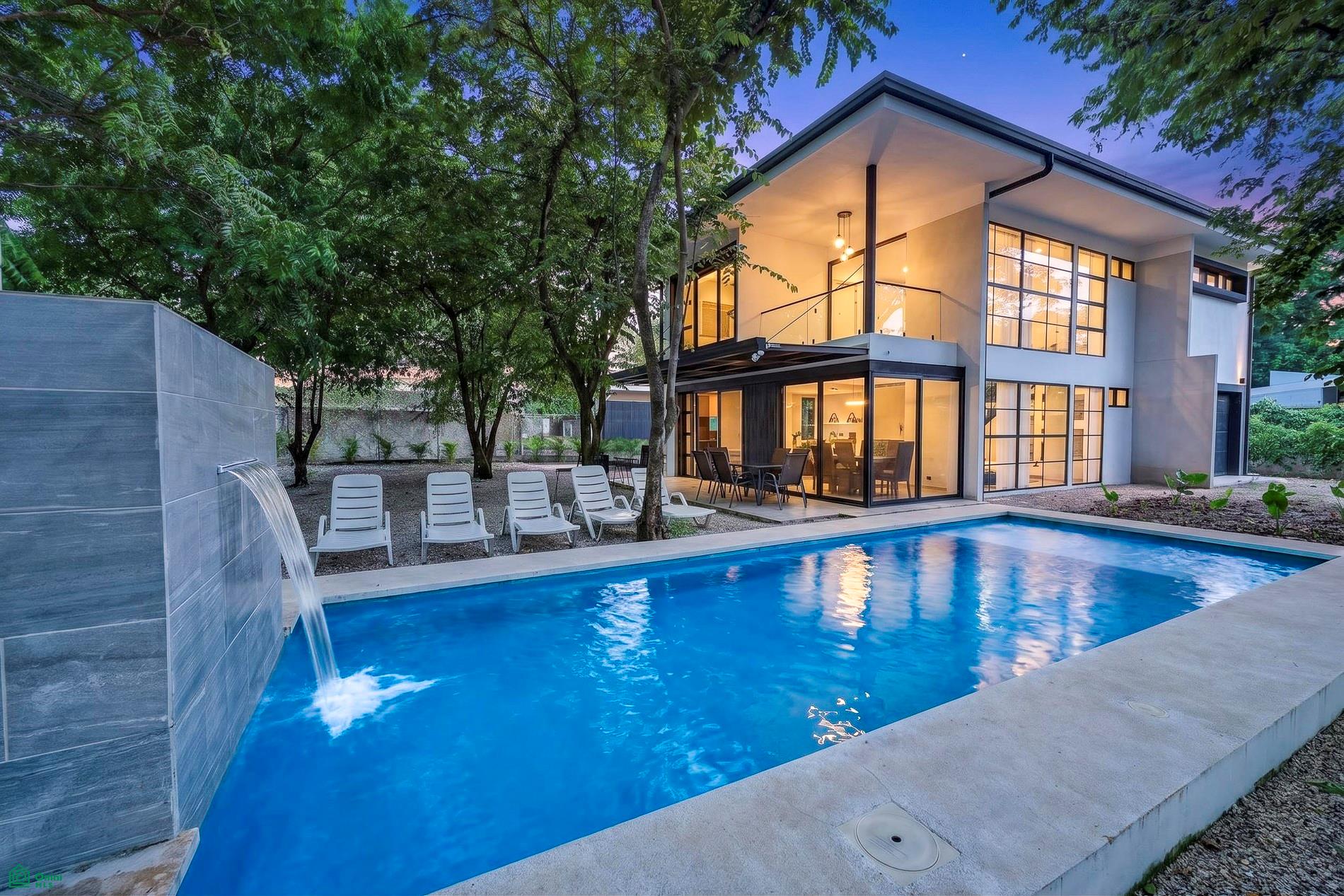 6 bed Single Family Homes For Sale in Santa Cruz, Guanacaste - 1