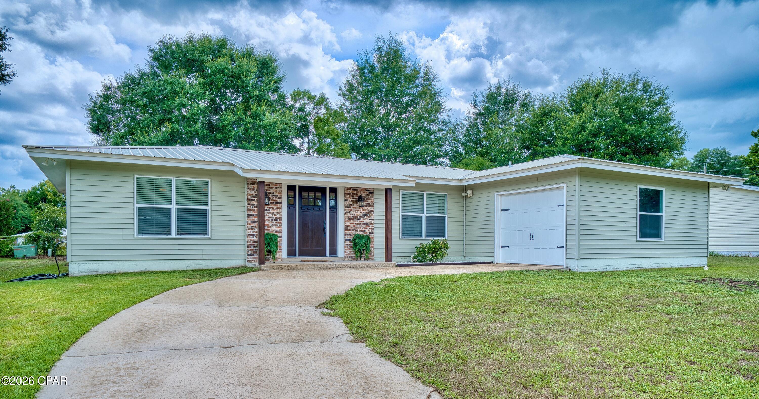 2nd image of 1807 Ulmer Ln, Chipley, FL 32428 | MLS# 792297