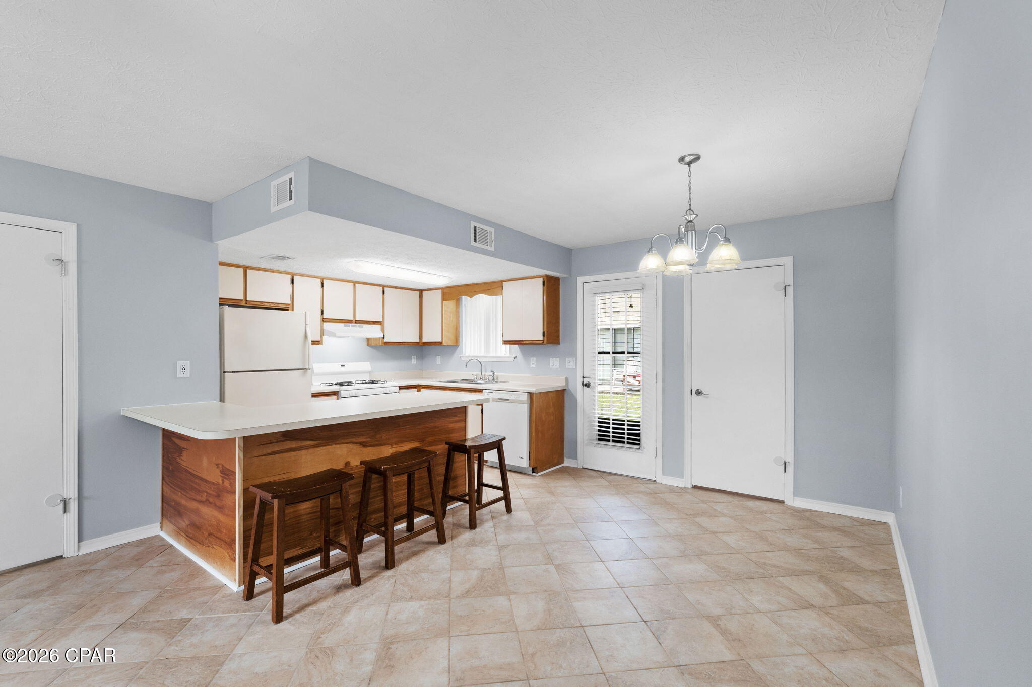 179 Robin Lane, Panama City Beach, FL 32407 thumbnail, photo 10 of 47