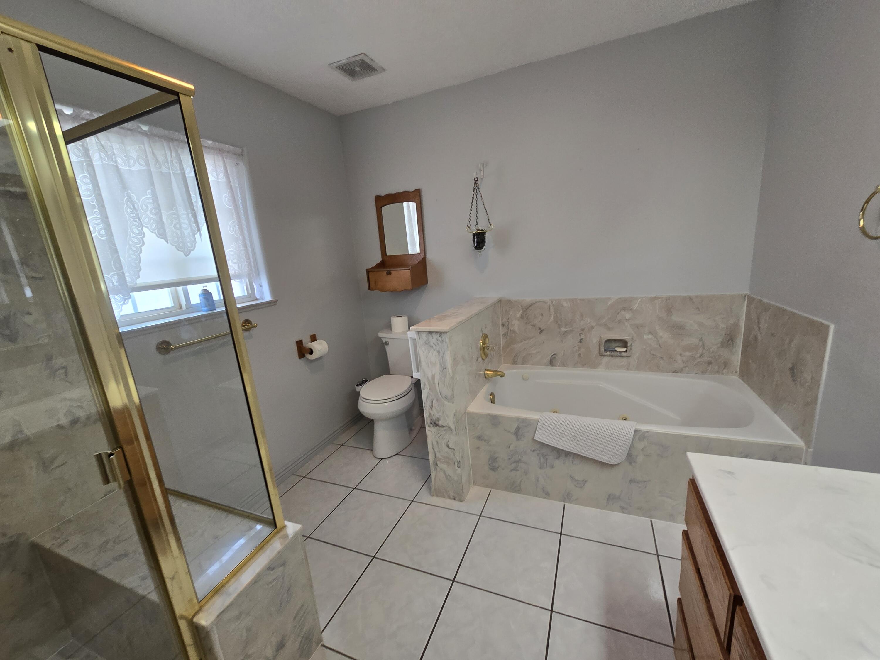 5th image of 7724 Black Mesa Loop Sw, Albuquerque, NM 87105 | MLS# 1106833
