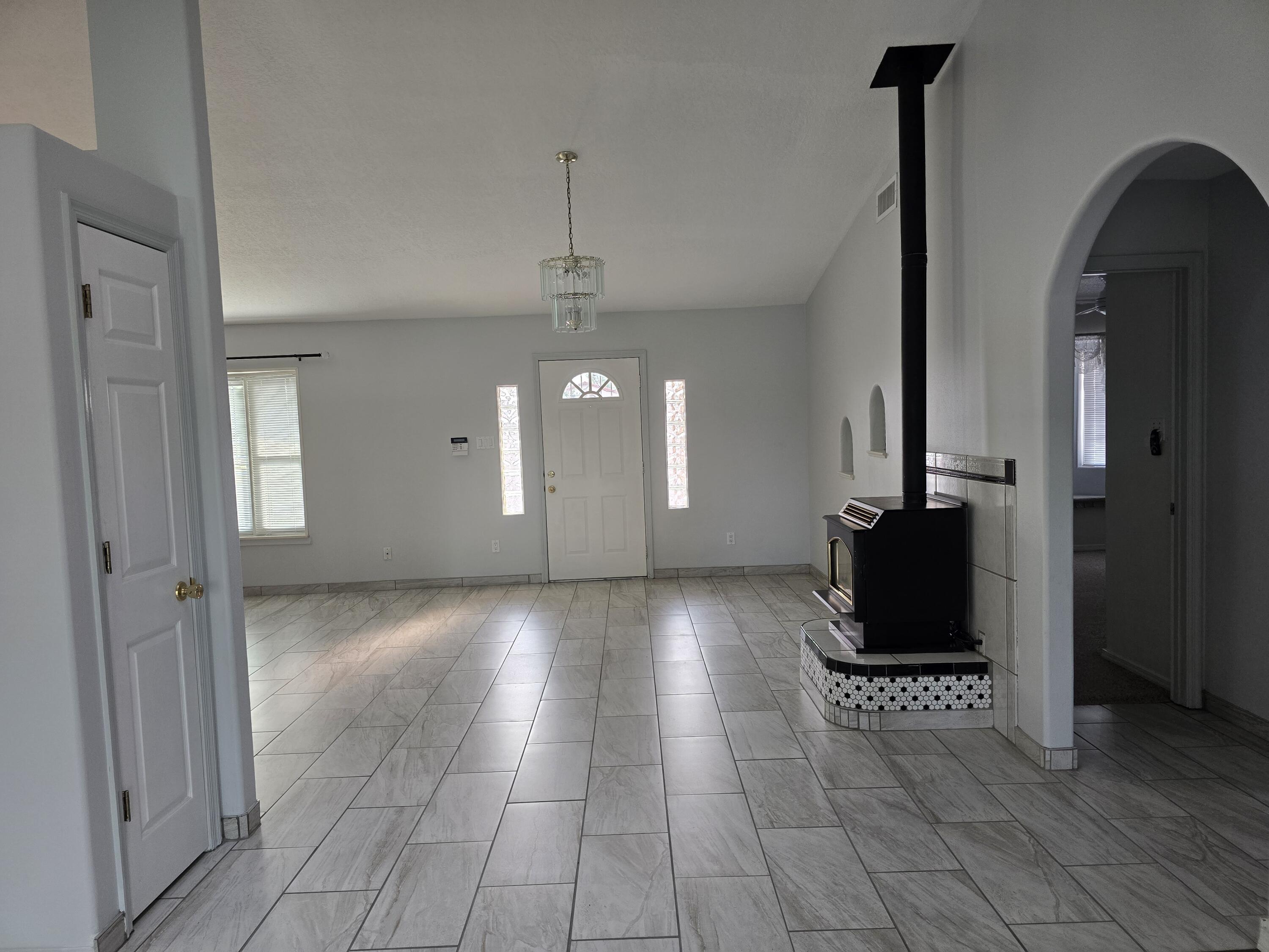 7724 Black Mesa Loop SW 