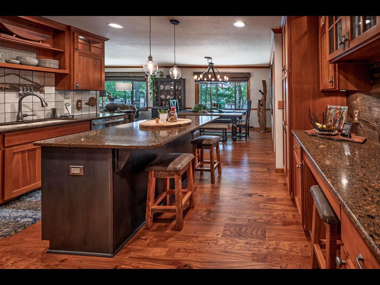 Lake Seventeen Property 6637 Wild Haven Trl Photo 18
