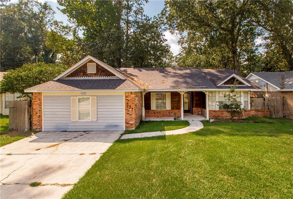 Single family home for sale at 231 Forest Loop, Mandeville, LA 70471 | MLS# 2566428