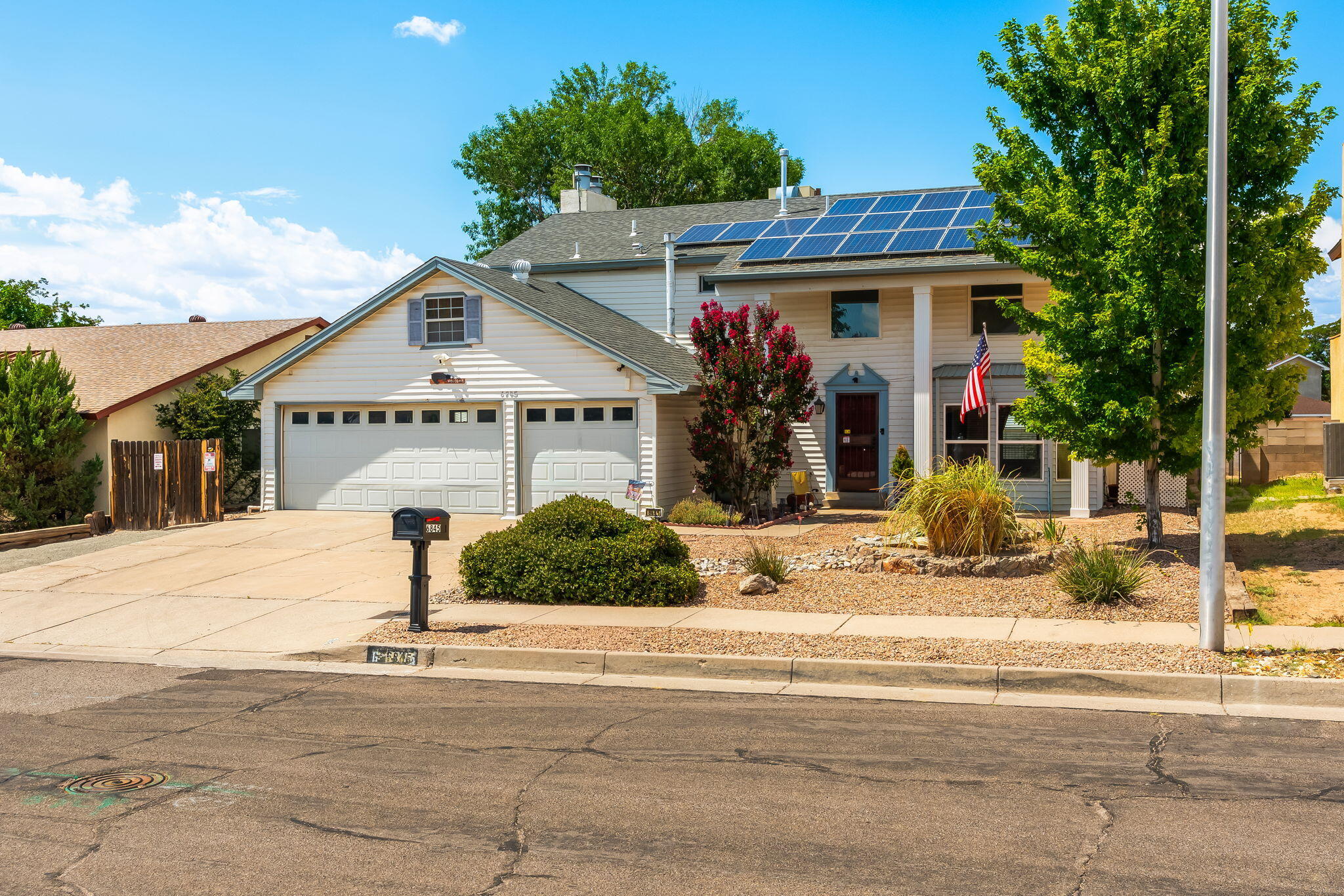 6845 Vivian Drive NE Albuquerque, NM 87109