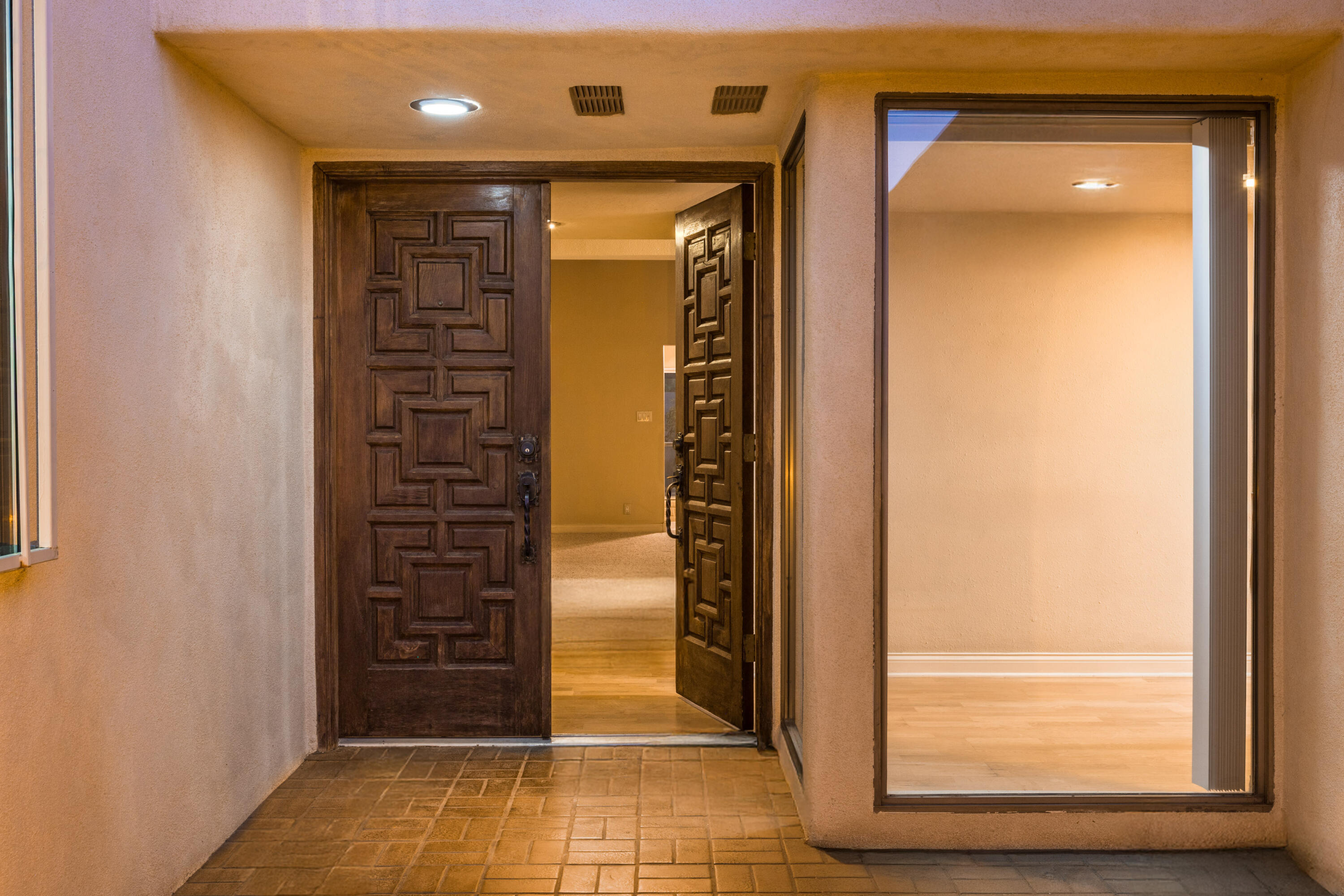 3rd image of 4216 Indian Springs Dr Ne, Albuquerque, NM 87109 | MLS# 1106934