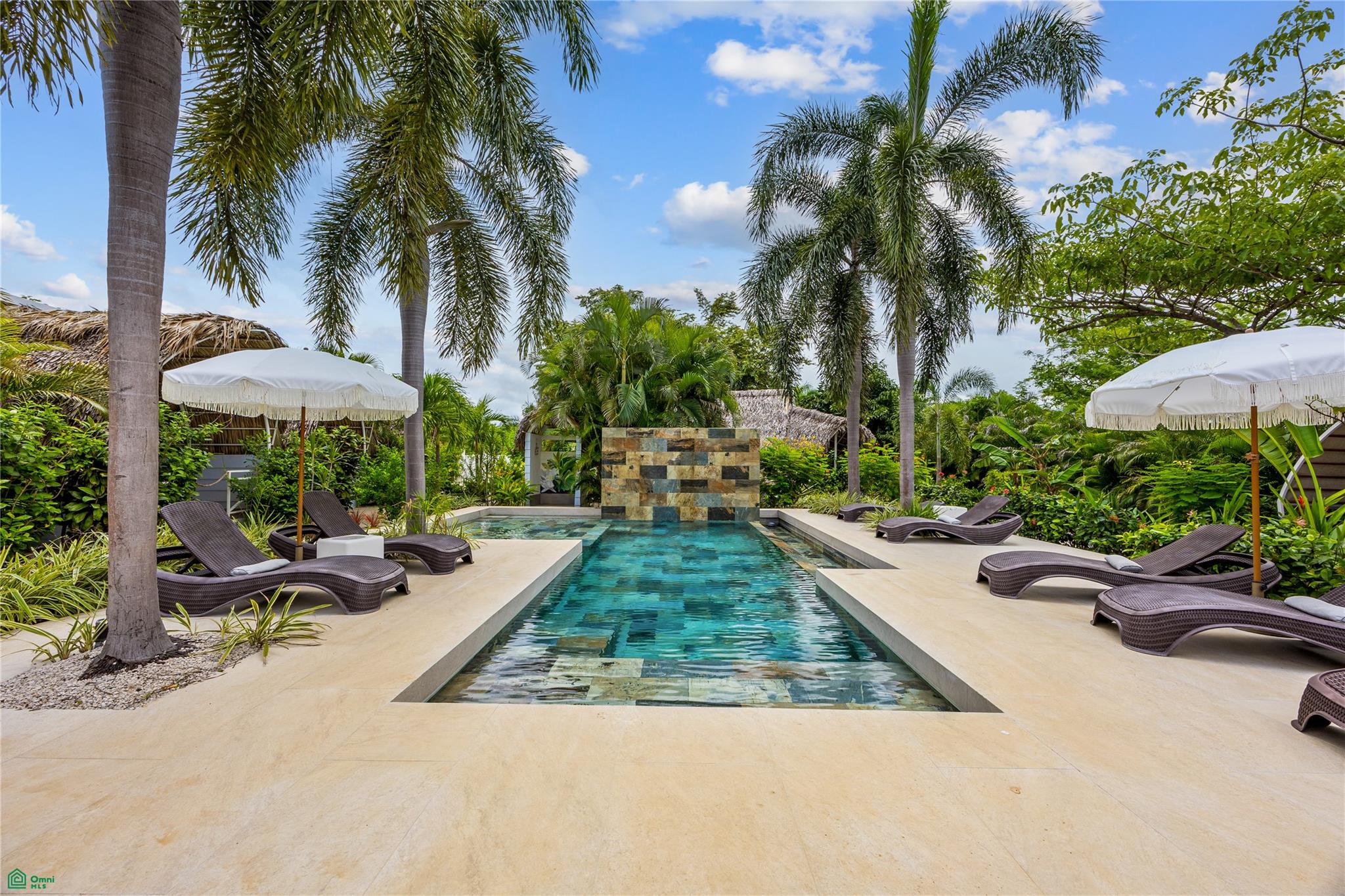  bed Property For Sale in Santa Cruz, Guanacaste - 1