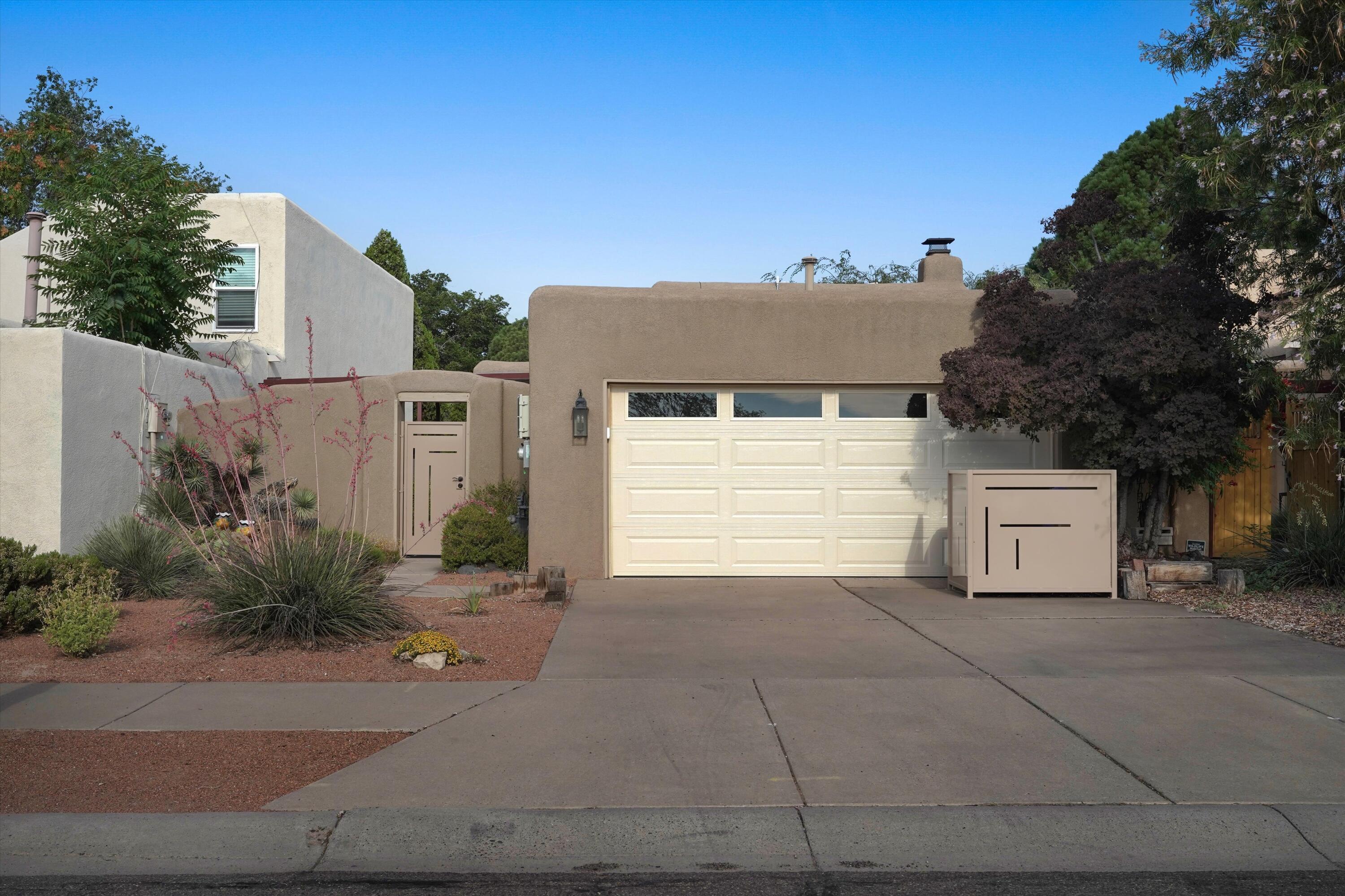 5227 Saratoga Drive, Albuquerque NM 87120