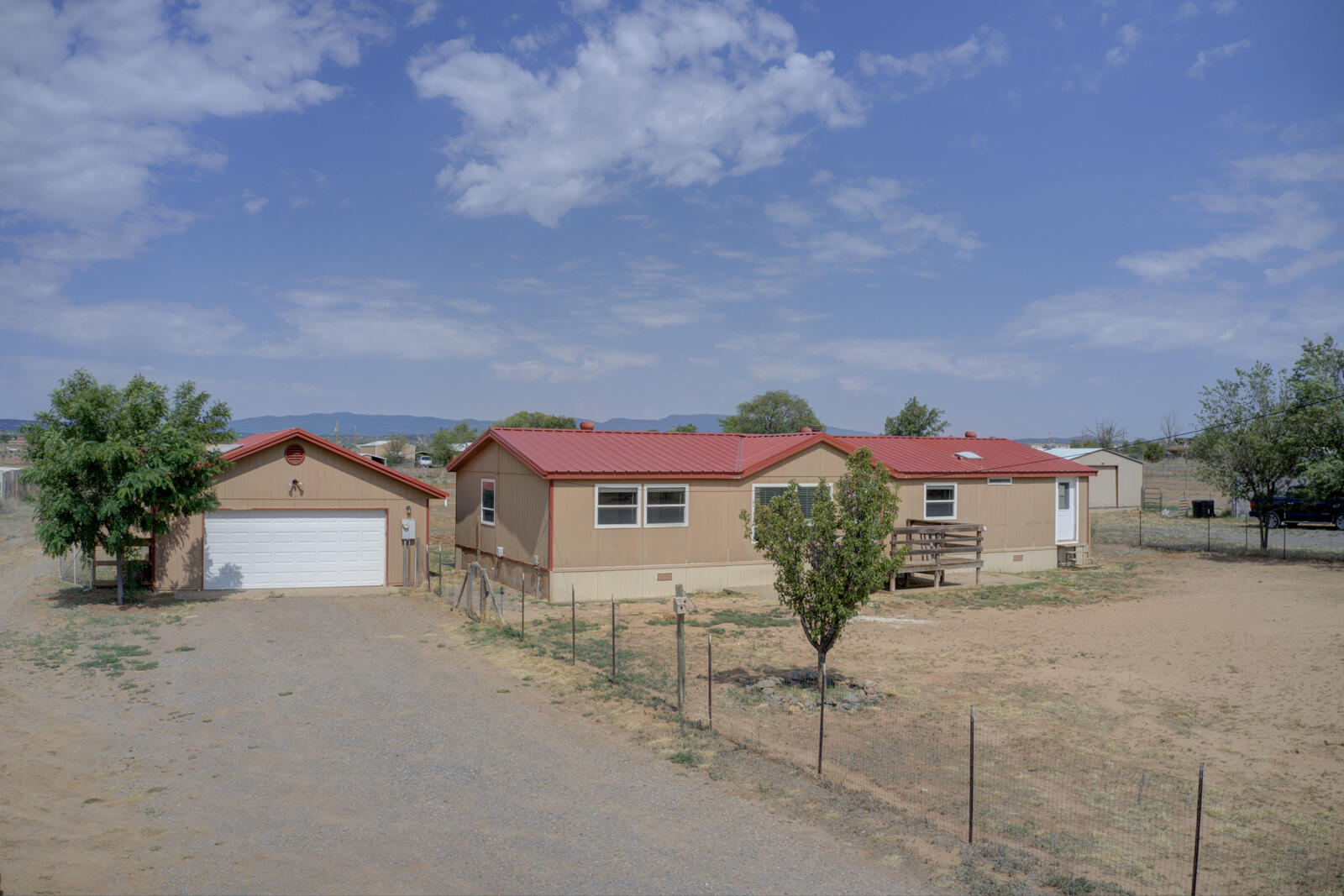 1st image of 7 Amparan Ln, Edgewood, NM 87015 | MLS# 1106975
