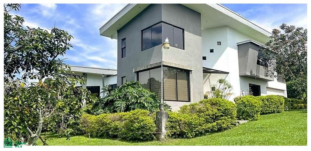 3 bed Single Family Homes For Sale in , Heredia - 1